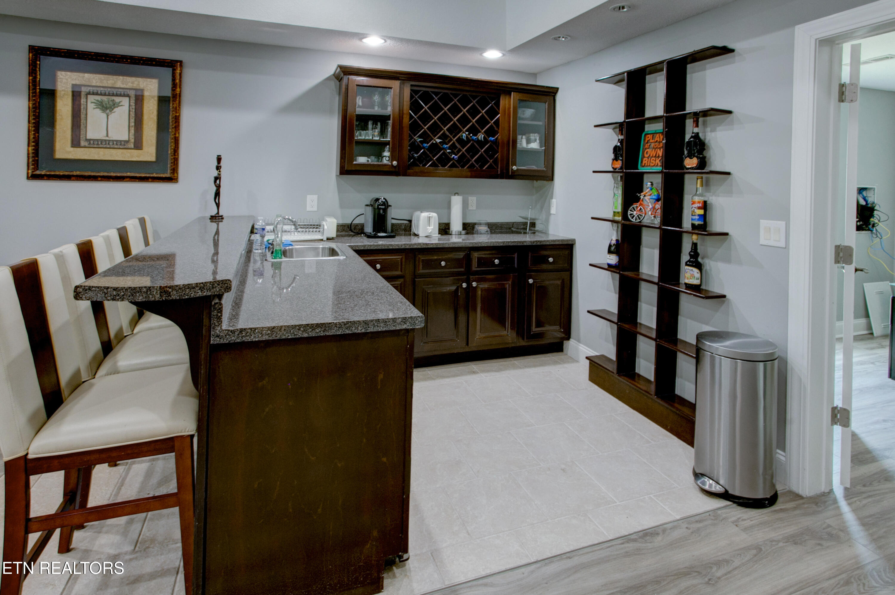544 Kings Hills Boulevard Pigeon Forge TN 37863