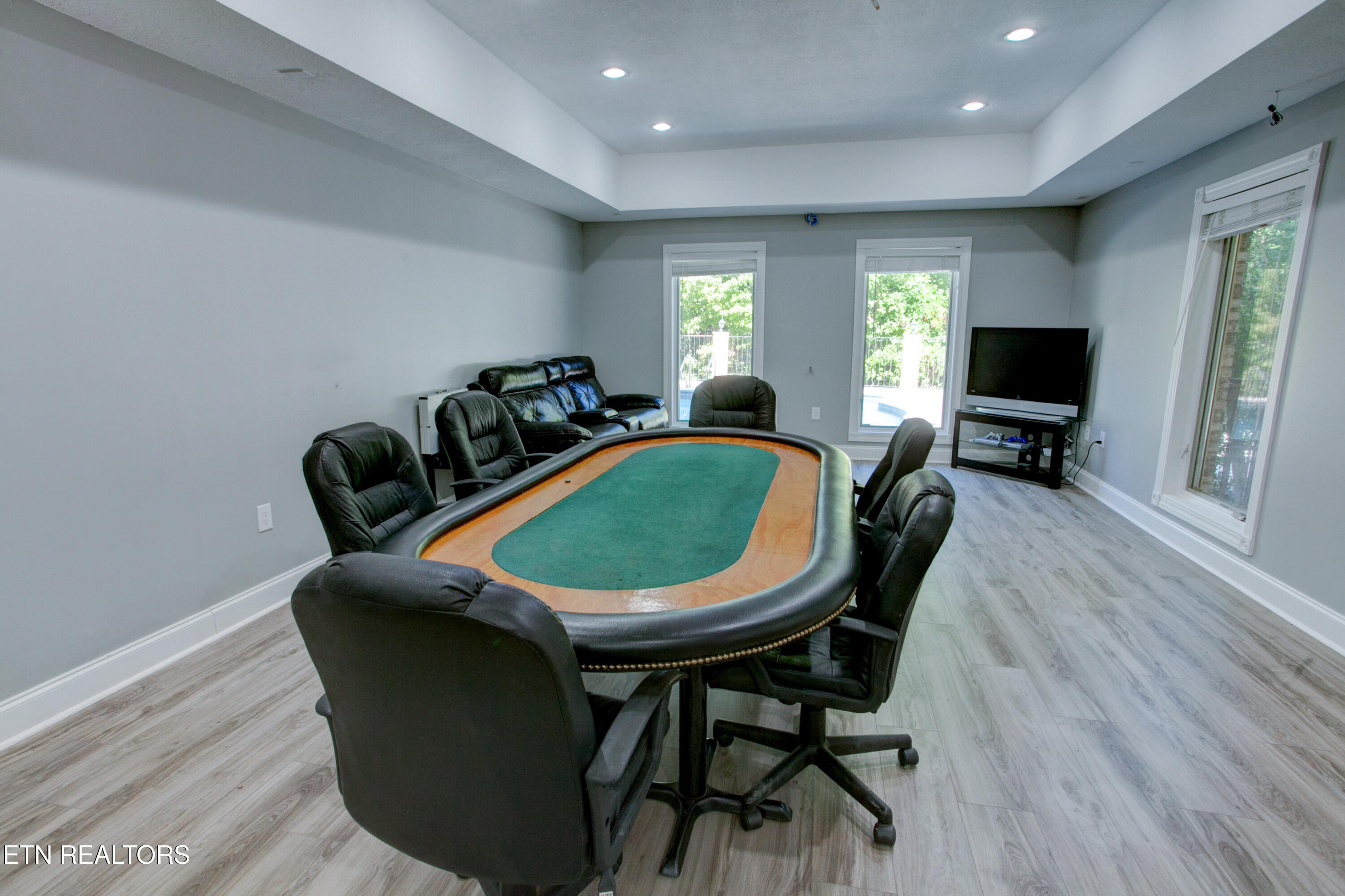 544 Kings Hills Boulevard Pigeon Forge TN 37863