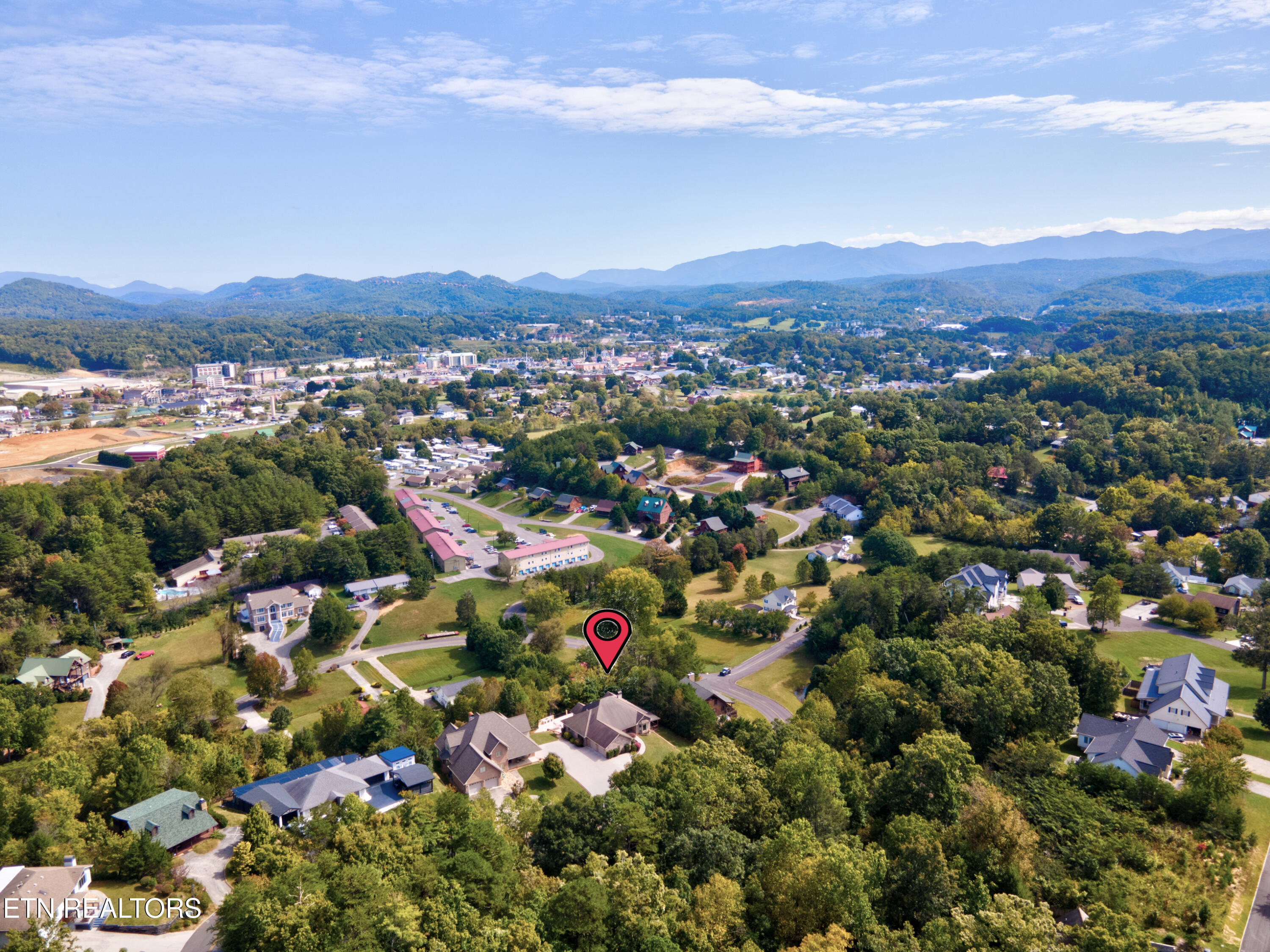 544 Kings Hills Boulevard Pigeon Forge TN 37863