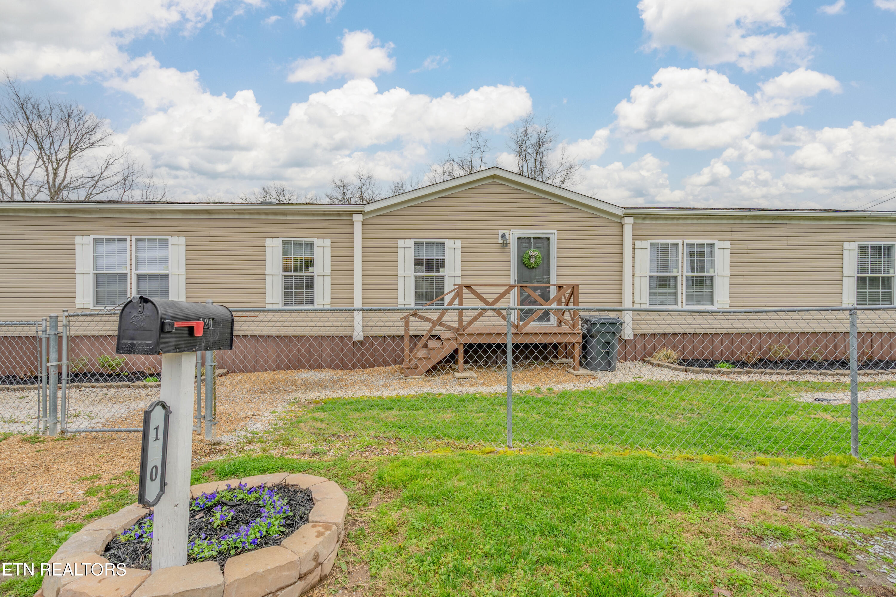 120 Sweet Street New Tazewell TN 37825