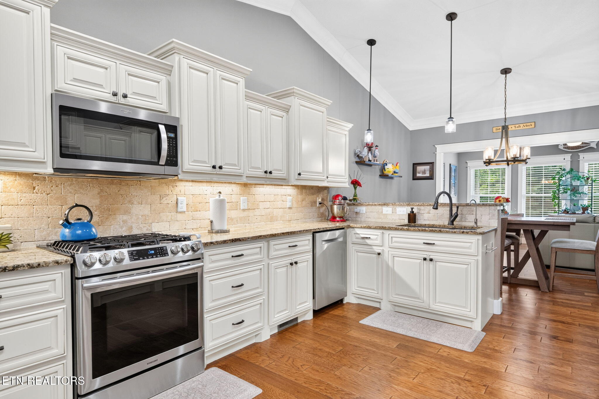 359 Hillendale Acres Lane Crossville TN 38572