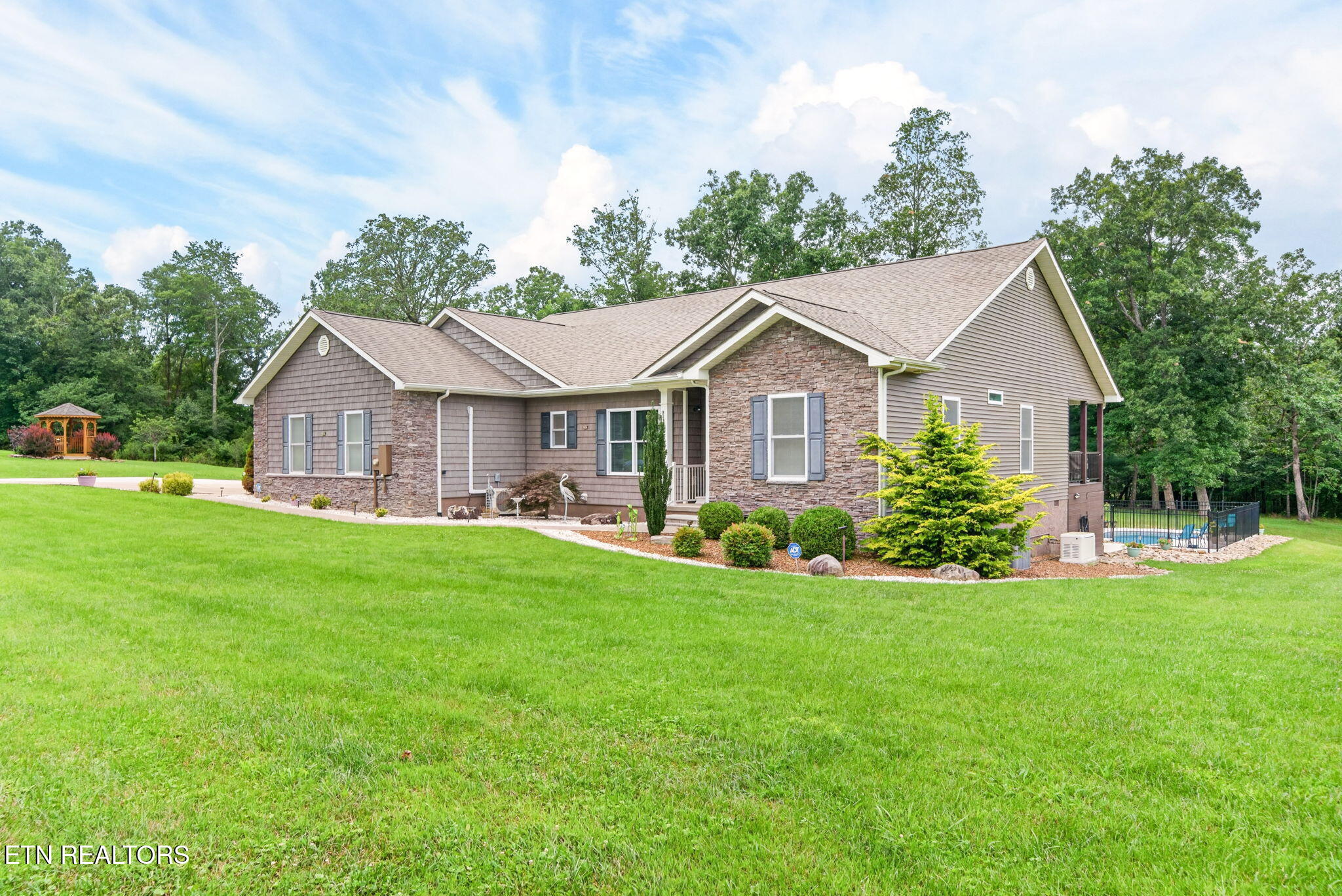 359 Hillendale Acres Lane Crossville TN 38572