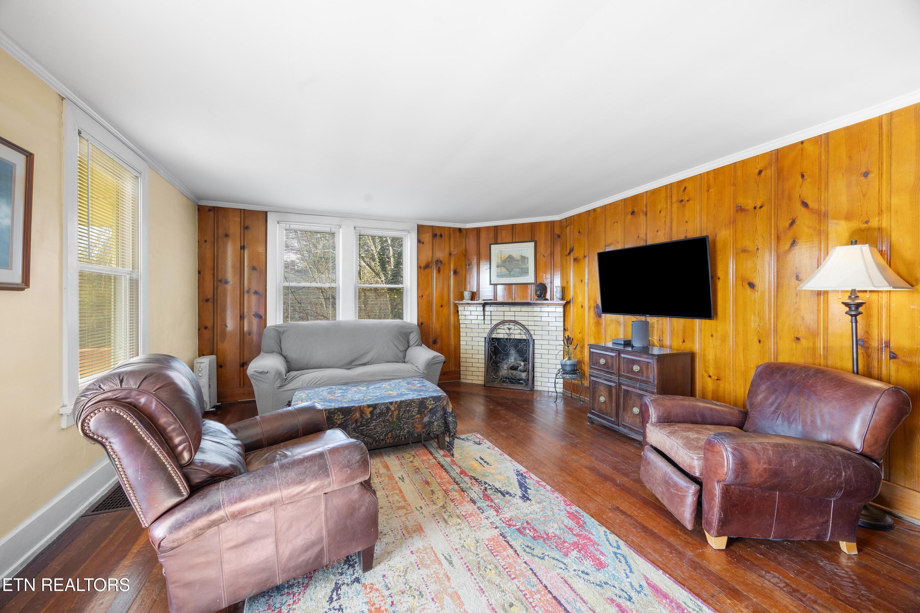 2411 Highland Drive Knoxville TN 37918