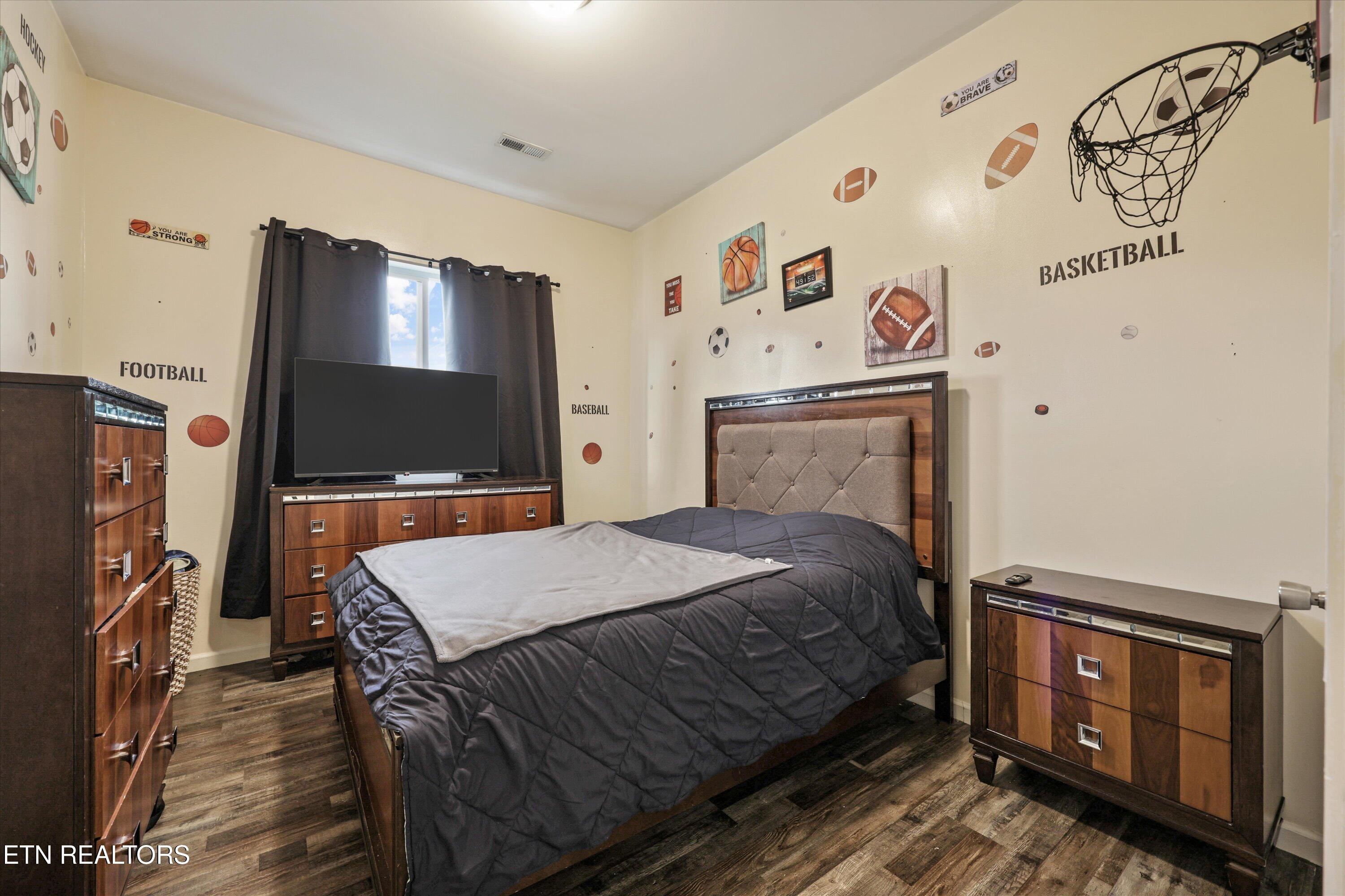 2813 Greenway Drive Knoxville TN 37918