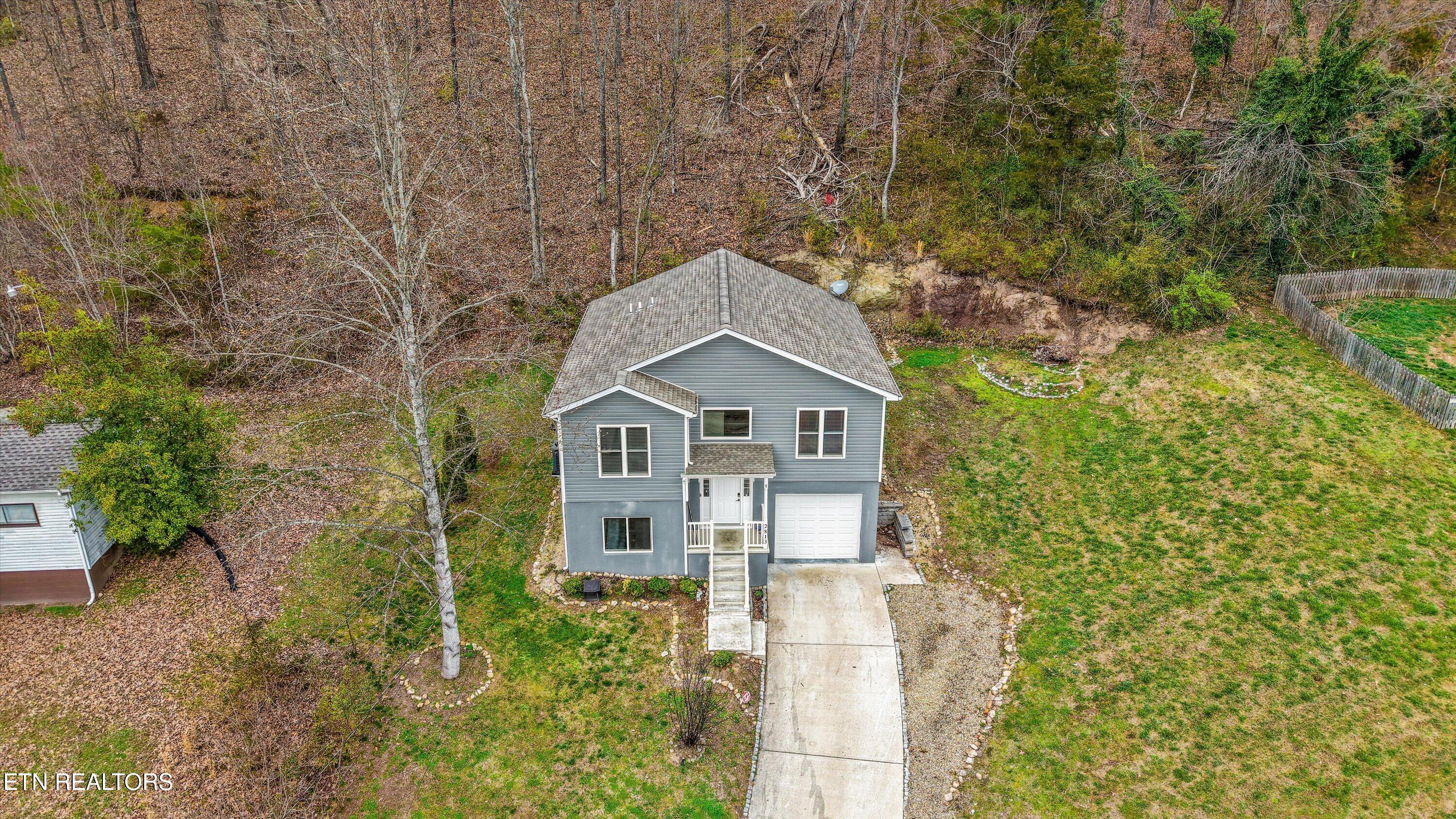 2813 Greenway Drive Knoxville TN 37918