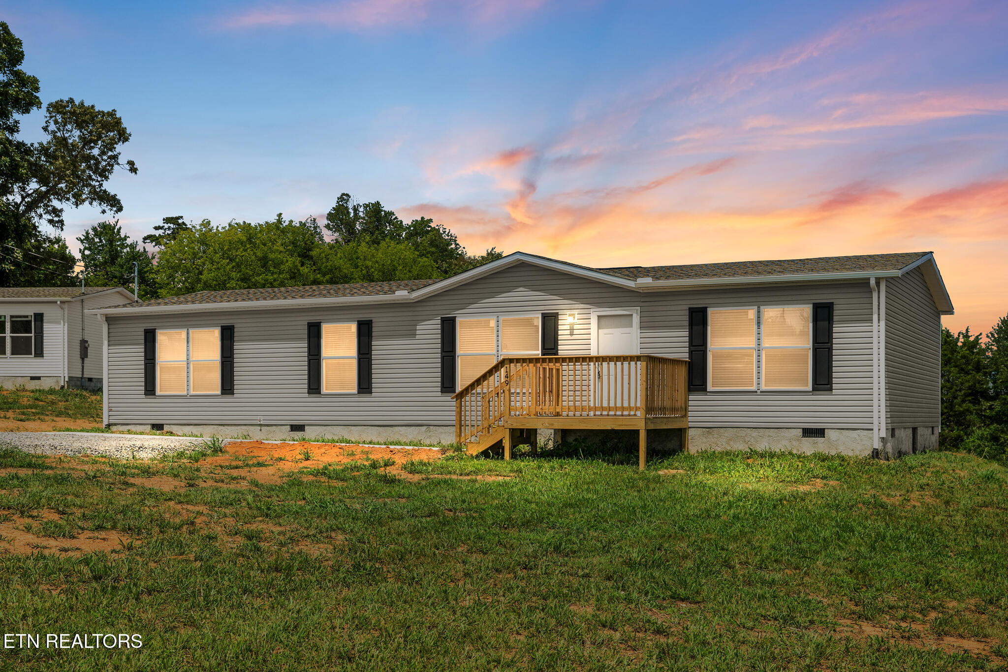 149 Hill Loop Madisonville TN 37354