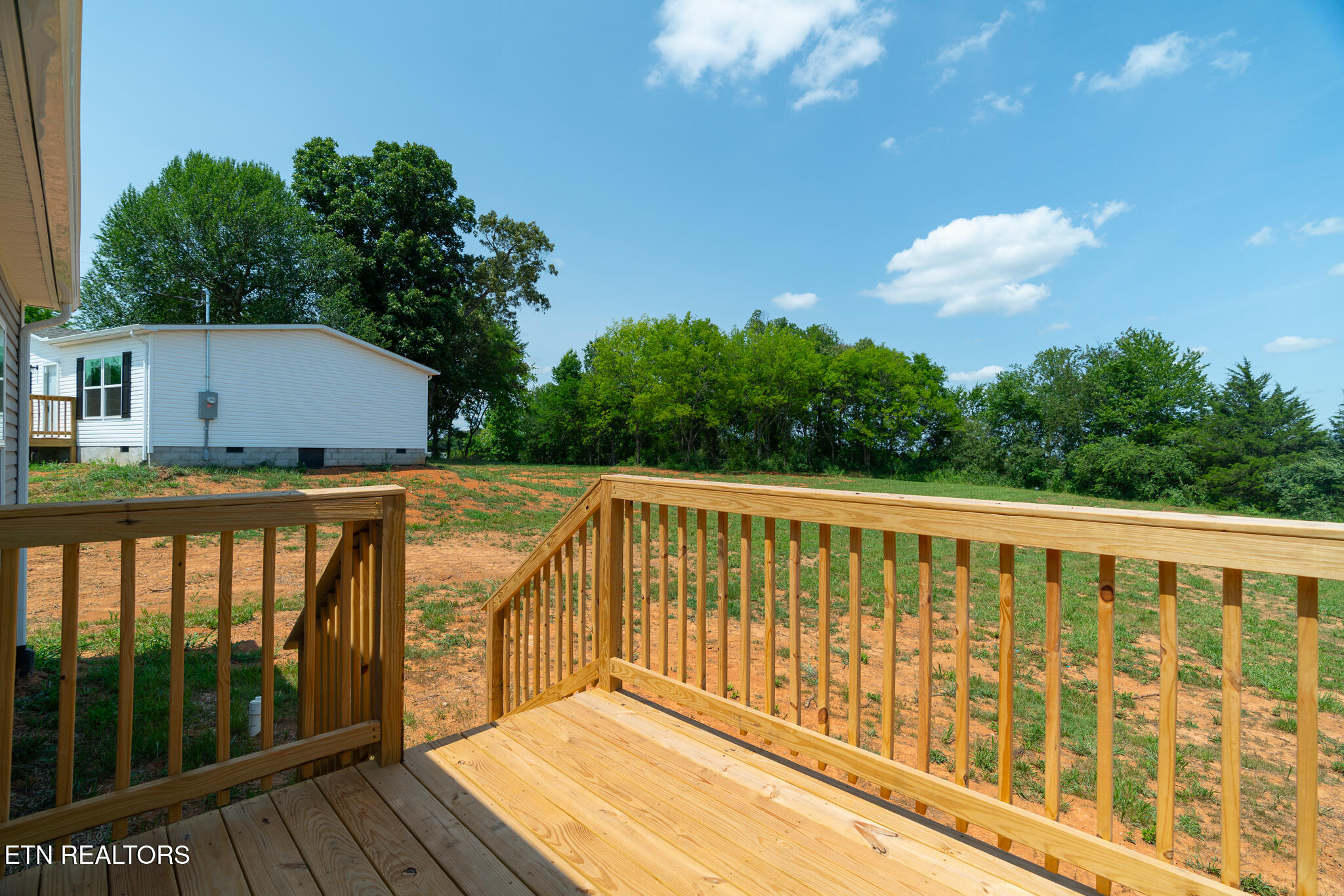 149 Hill Loop Madisonville TN 37354