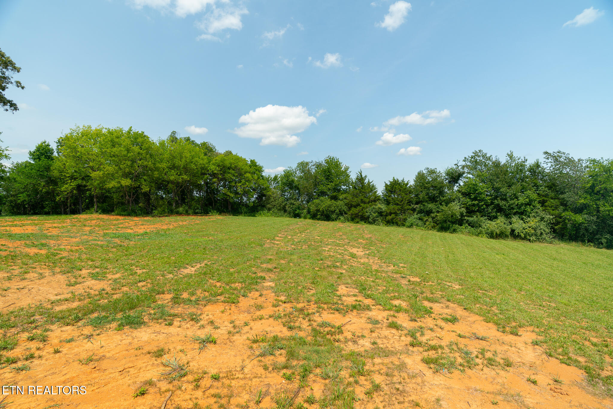 149 Hill Loop Madisonville TN 37354