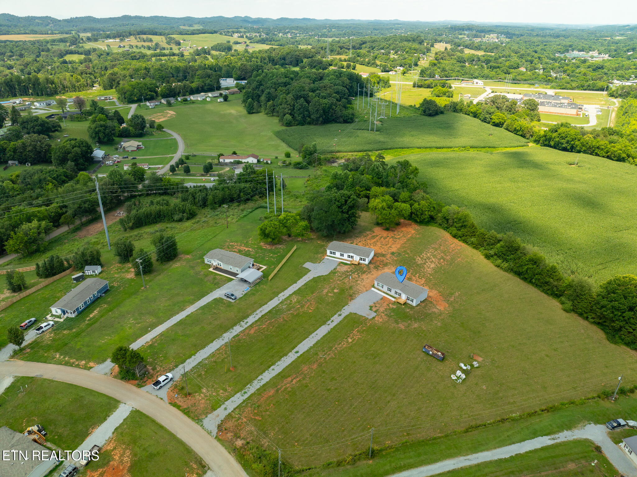 149 Hill Loop Madisonville TN 37354