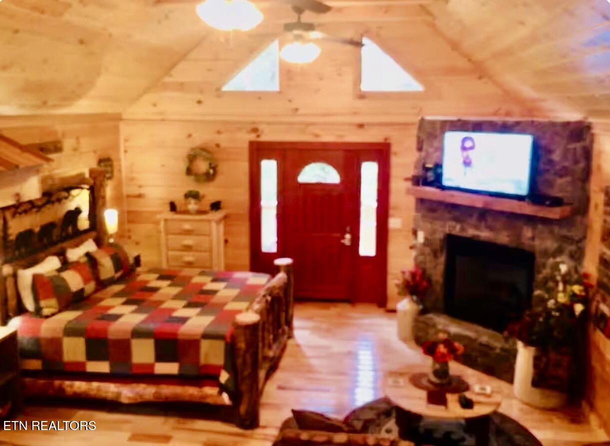 411 Abrams Falls Way Gatlinburg TN 37738