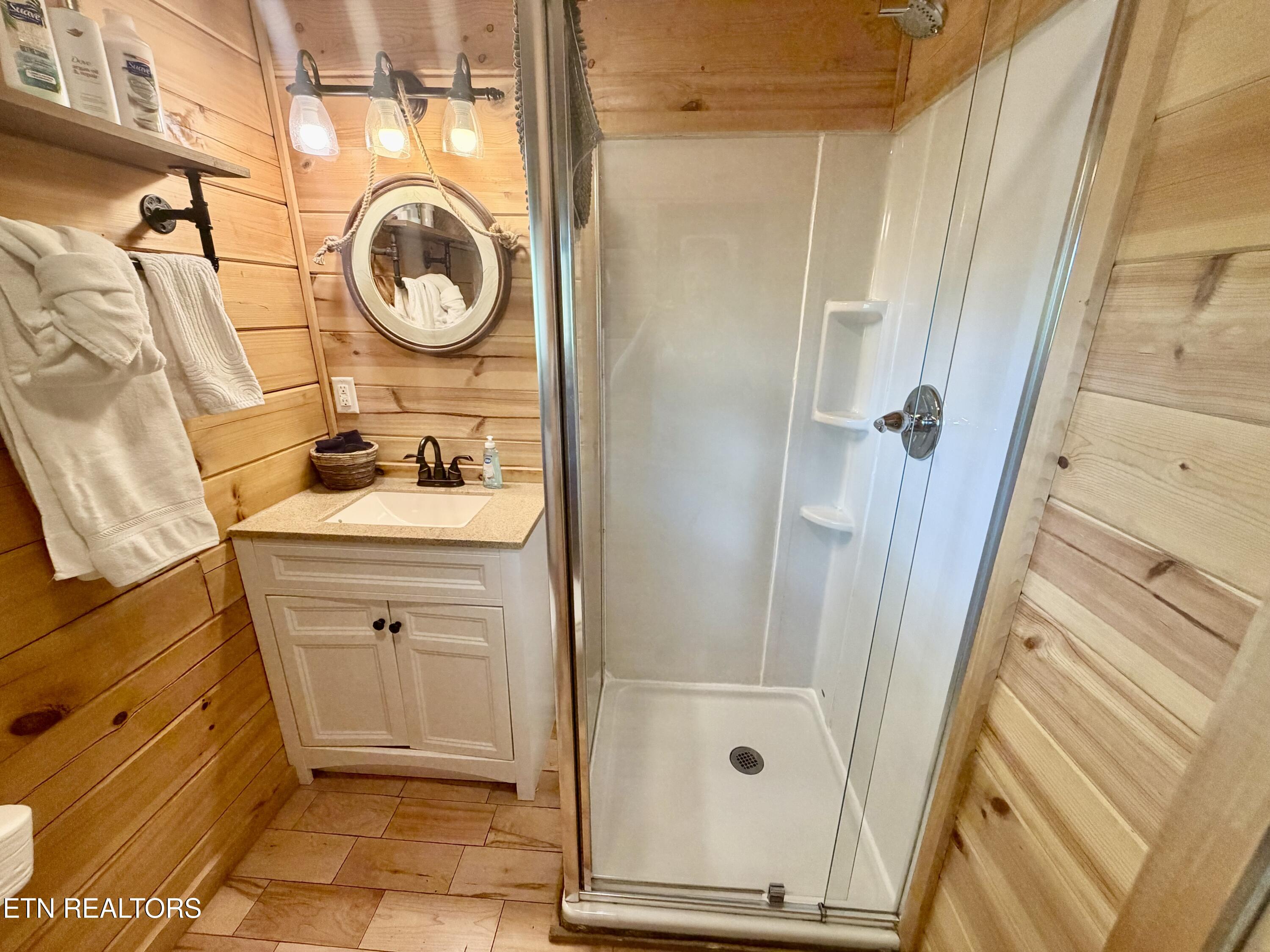 411 Abrams Falls Way Gatlinburg TN 37738