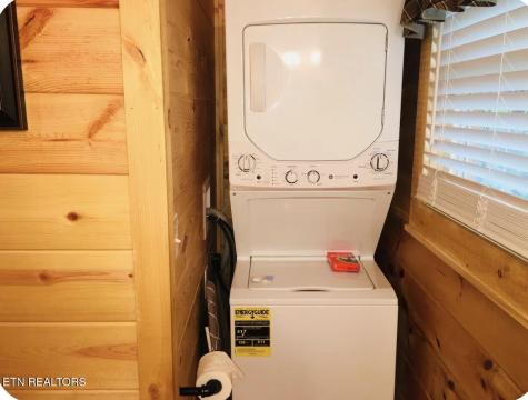 411 Abrams Falls Way Gatlinburg TN 37738