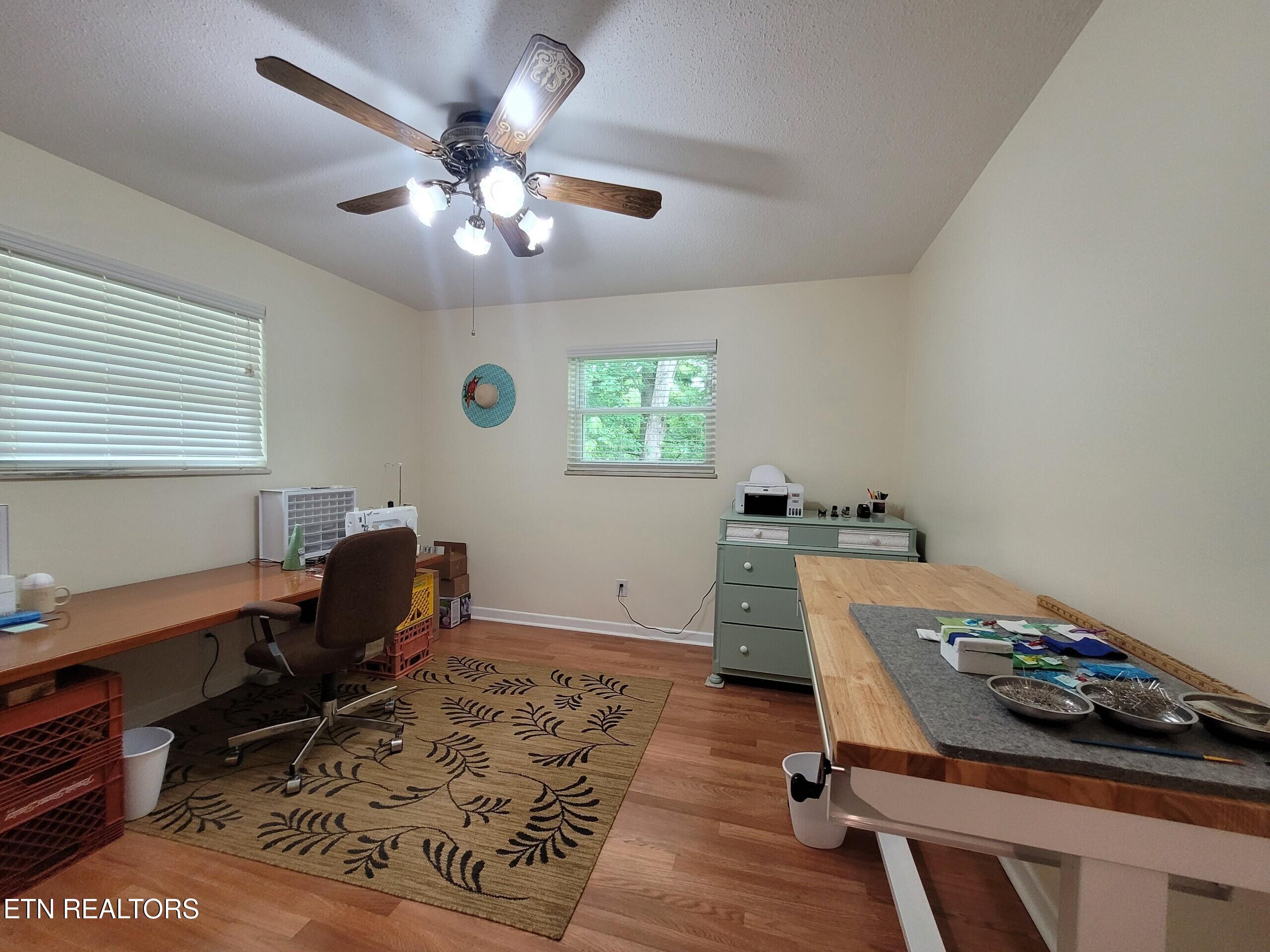 1466 Hillvale Road Louisville TN 37777