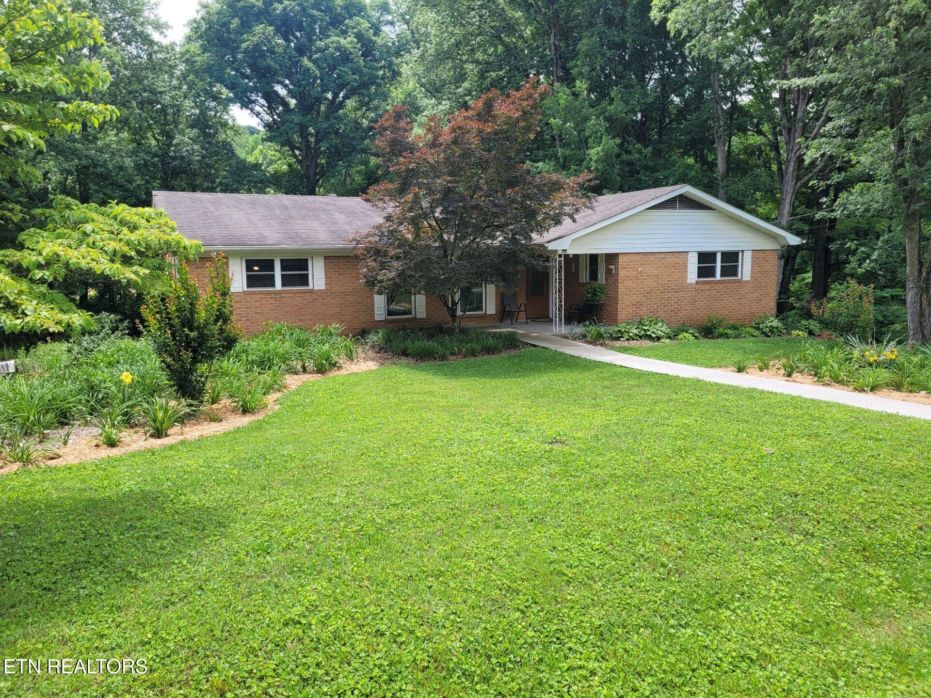 1466 Hillvale Road Louisville TN 37777