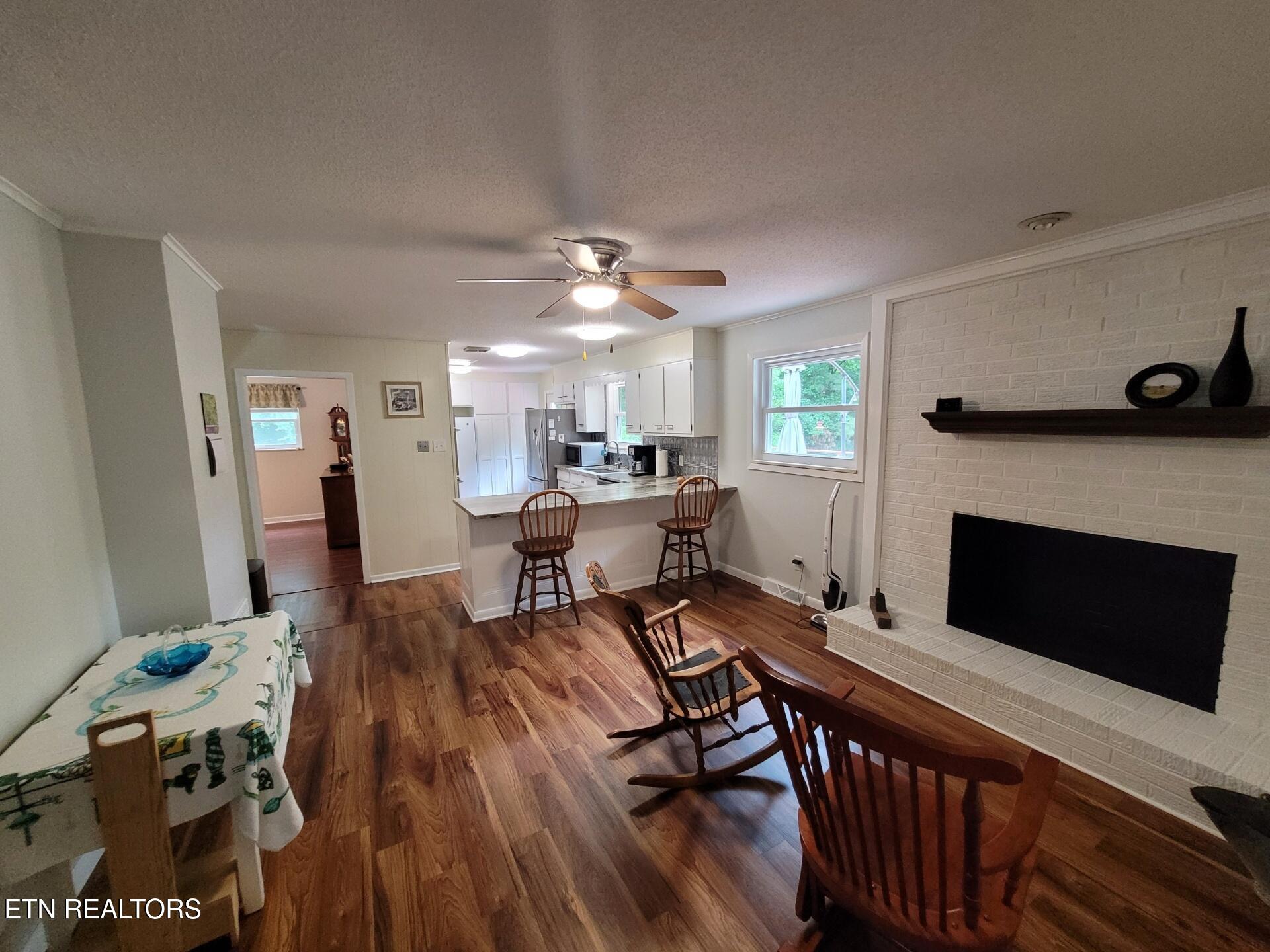 1466 Hillvale Road Louisville TN 37777