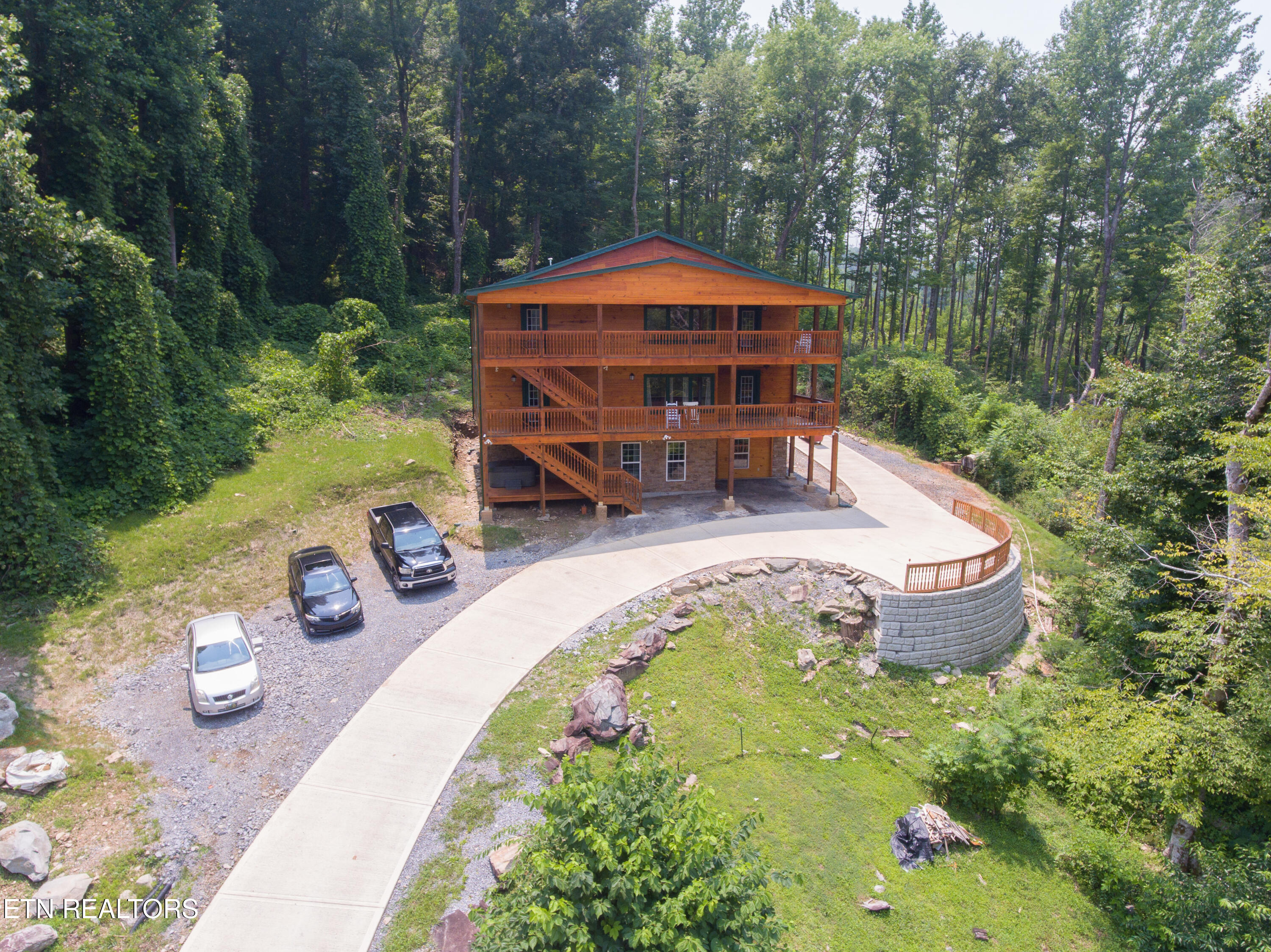 363 Lewis Clabo Road Gatlinburg TN 37738