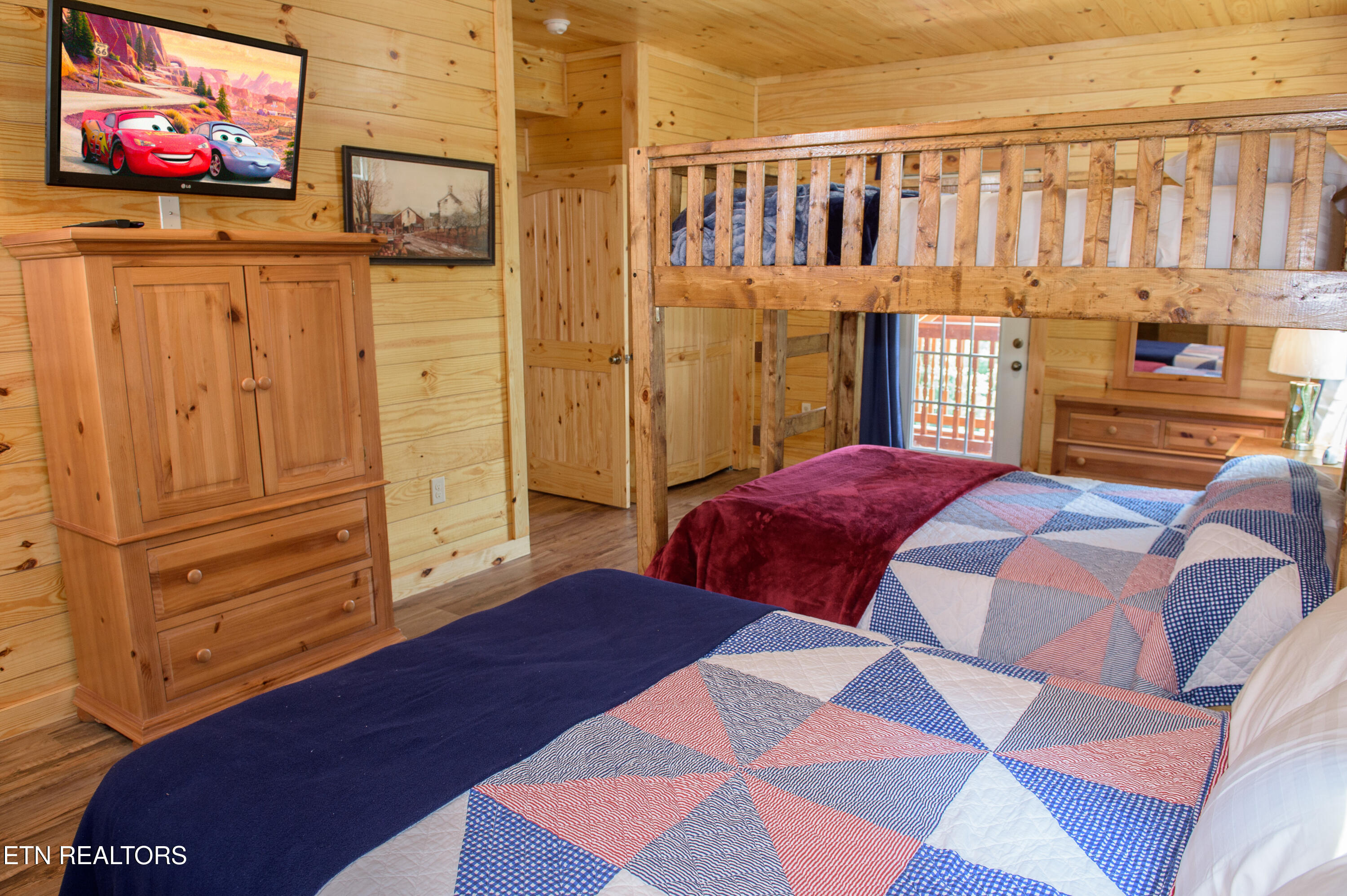 363 Lewis Clabo Road Gatlinburg TN 37738