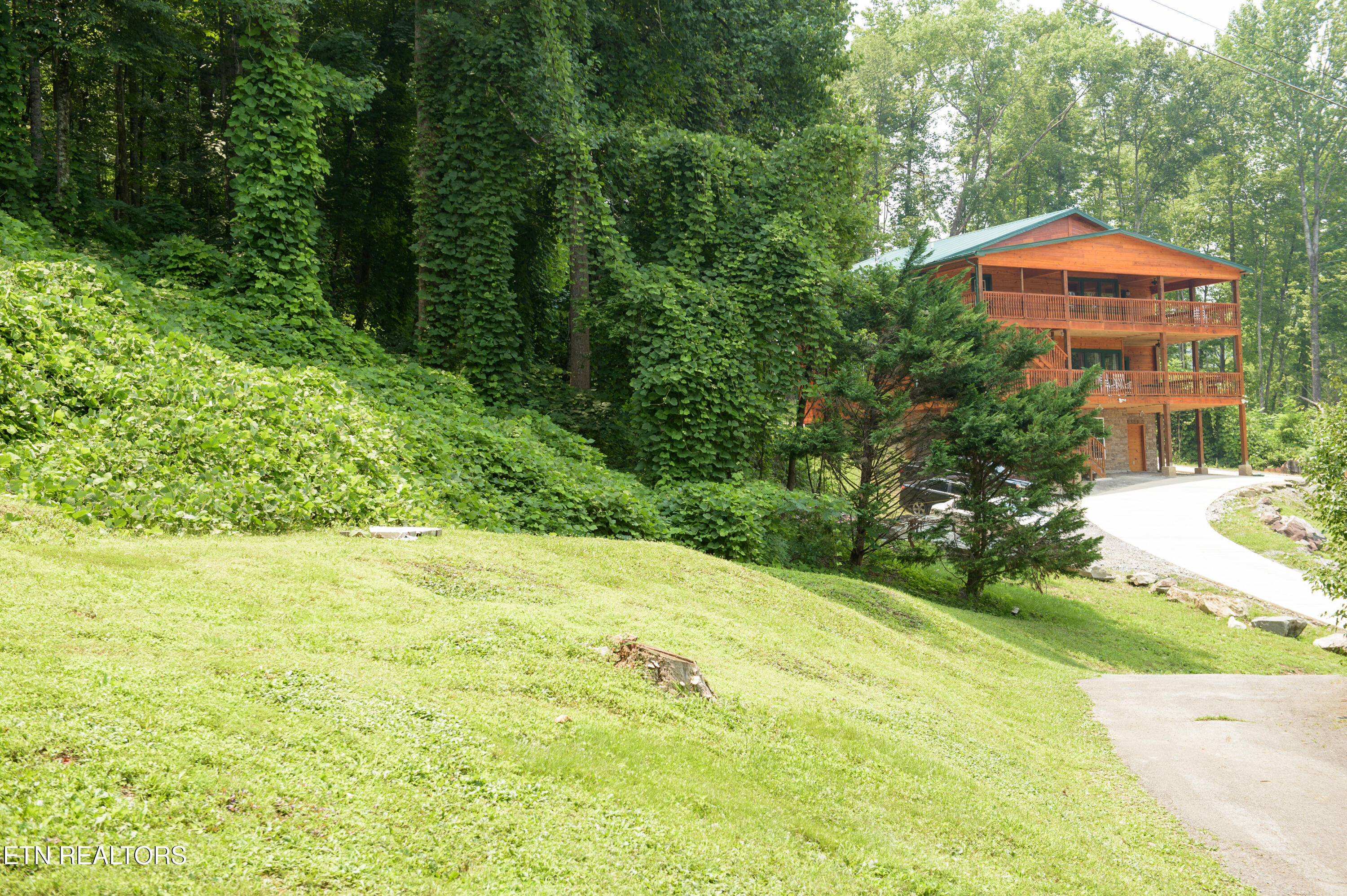 363 Lewis Clabo Road Gatlinburg TN 37738