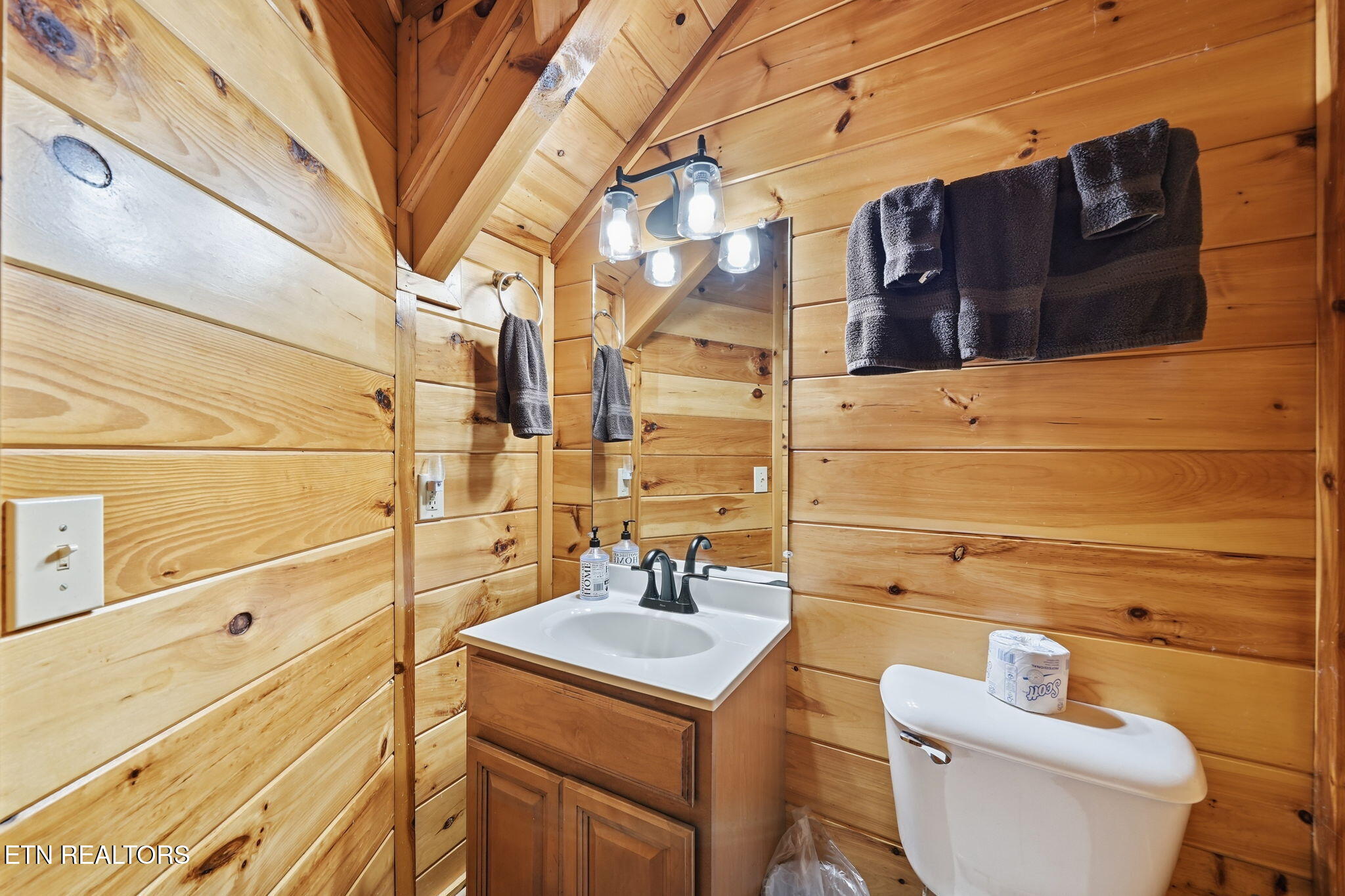 2764 Murray Ridge Road Sevierville TN 37876