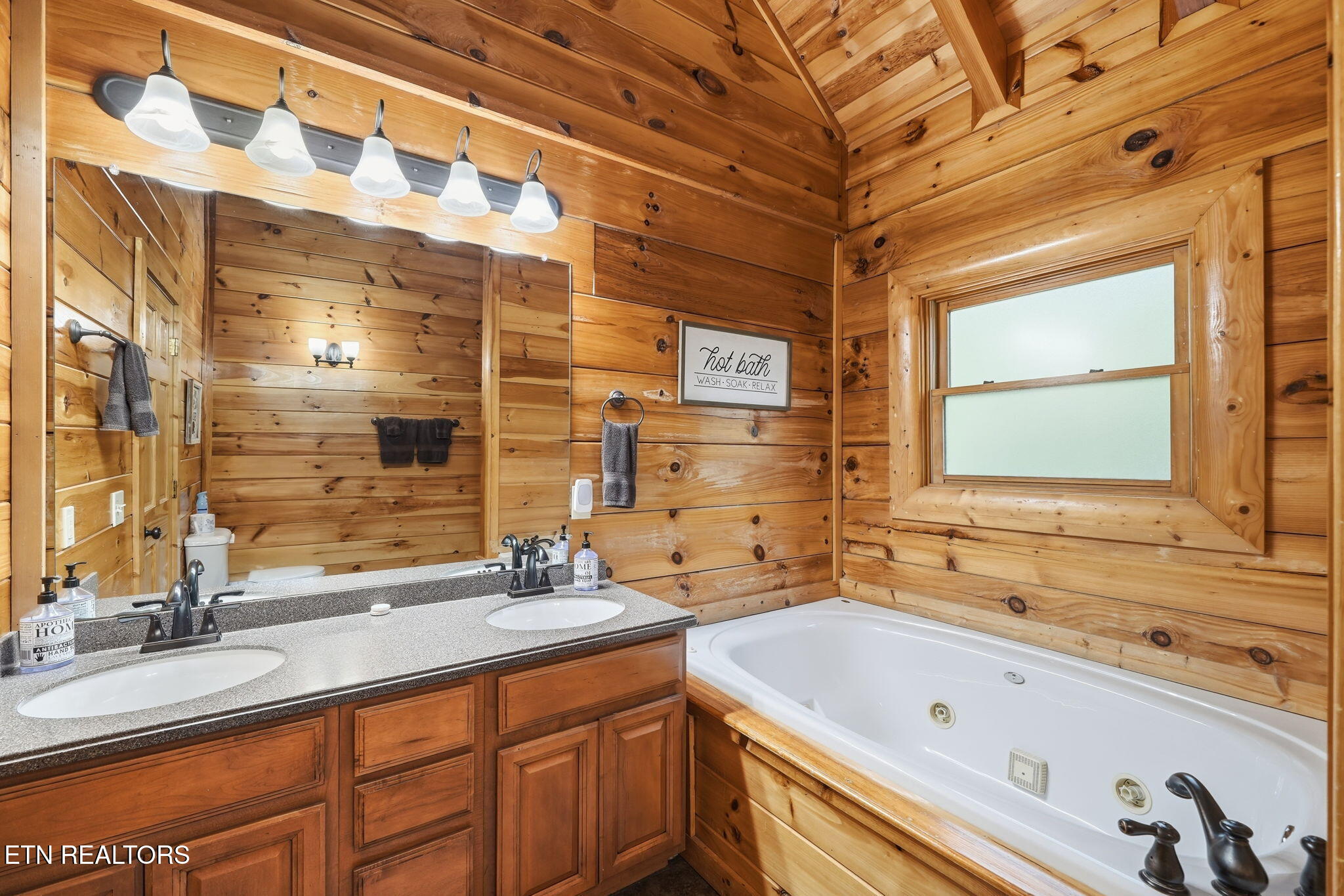 2764 Murray Ridge Road Sevierville TN 37876