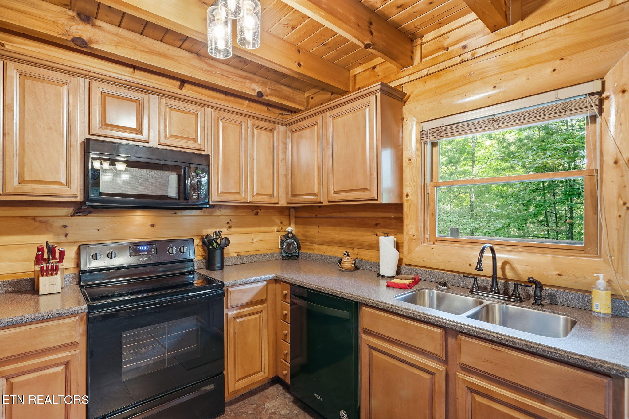 2764 Murray Ridge Road Sevierville TN 37876