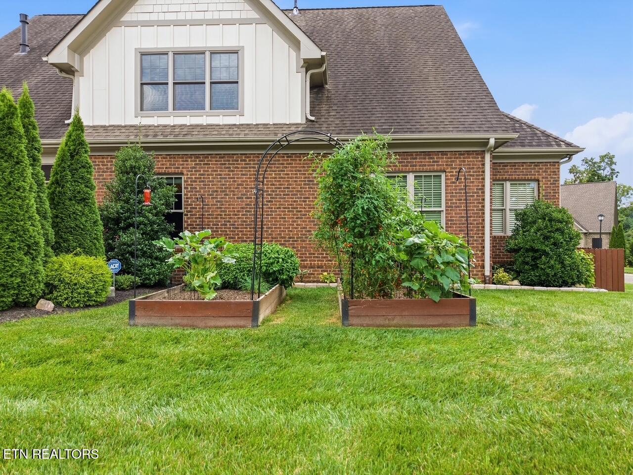 2381 Misty Mountain Circle Knoxville TN 37932