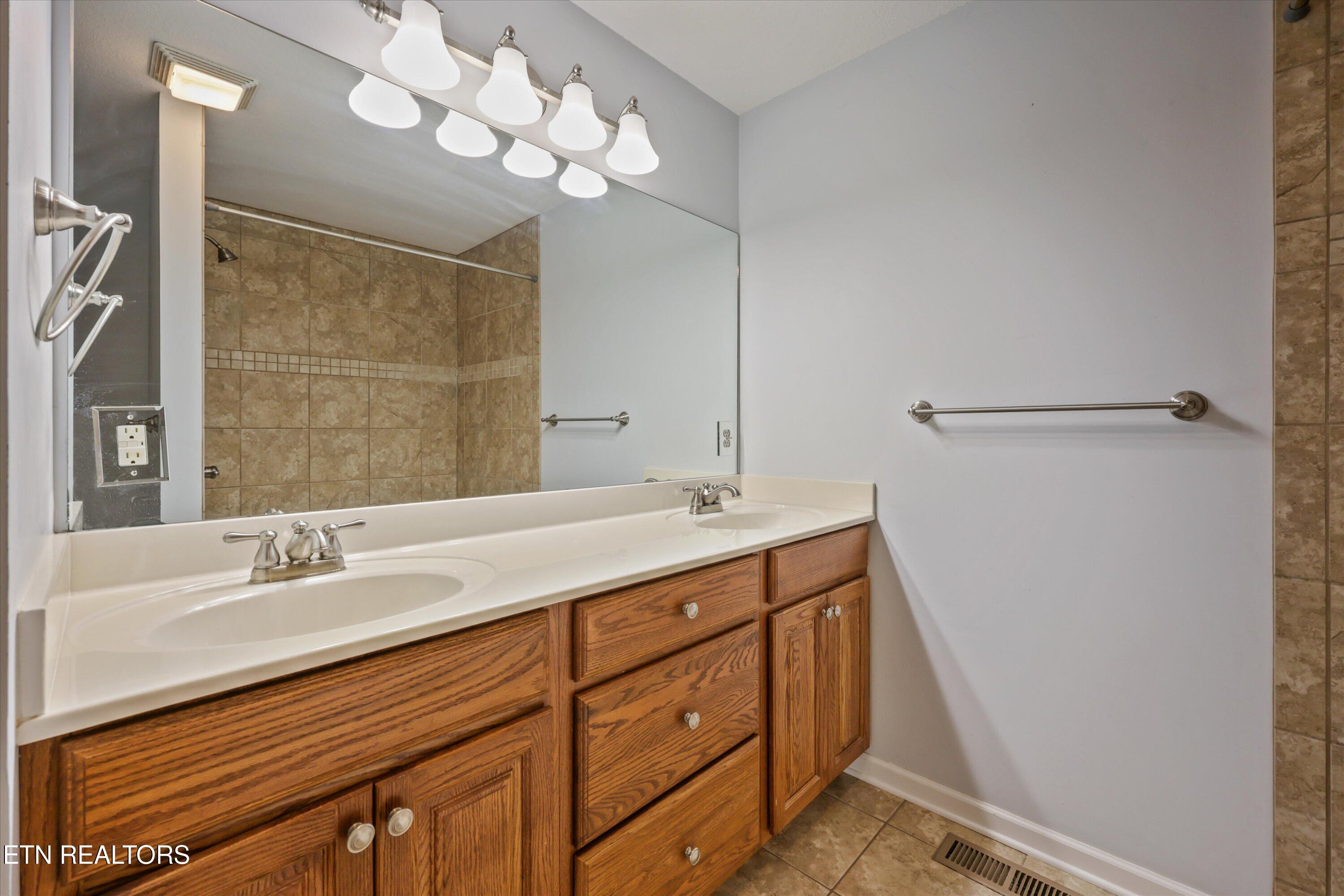 2631 Denton Hayes Road Maryville TN 37803