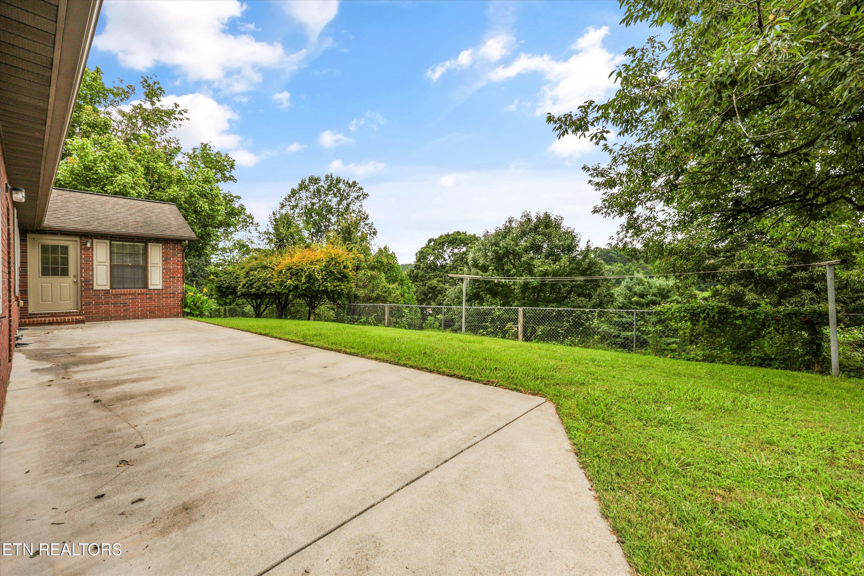 2631 Denton Hayes Road Maryville TN 37803