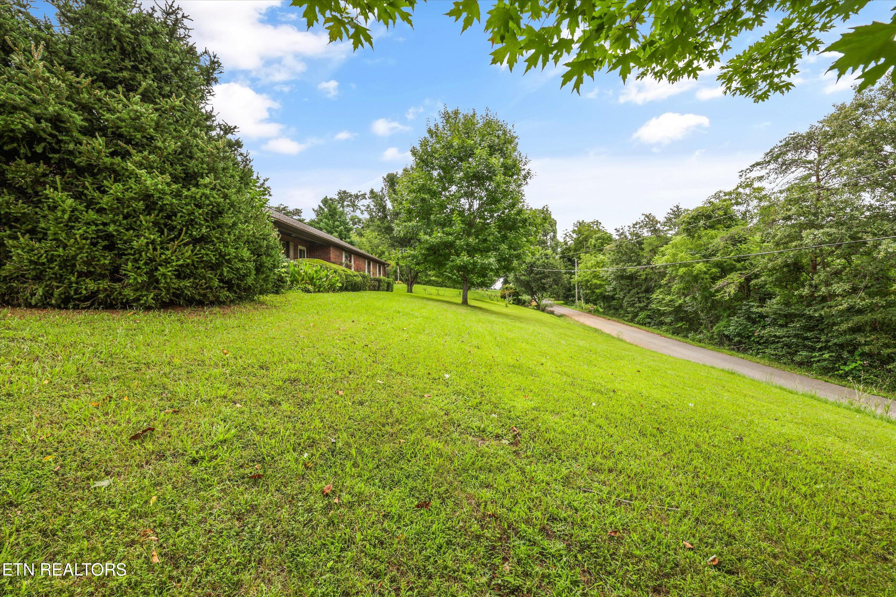 2631 Denton Hayes Road Maryville TN 37803