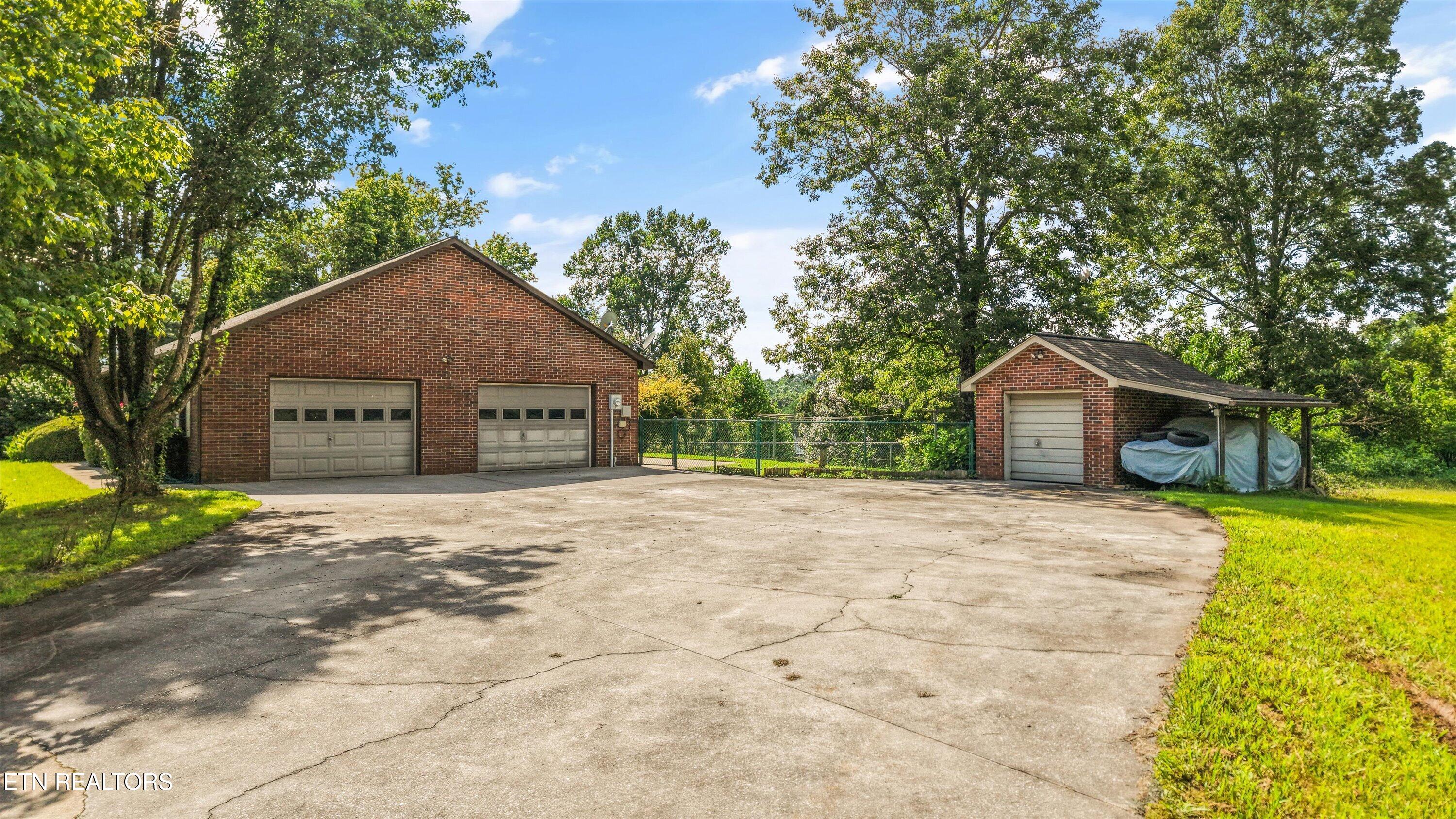 2631 Denton Hayes Road Maryville TN 37803