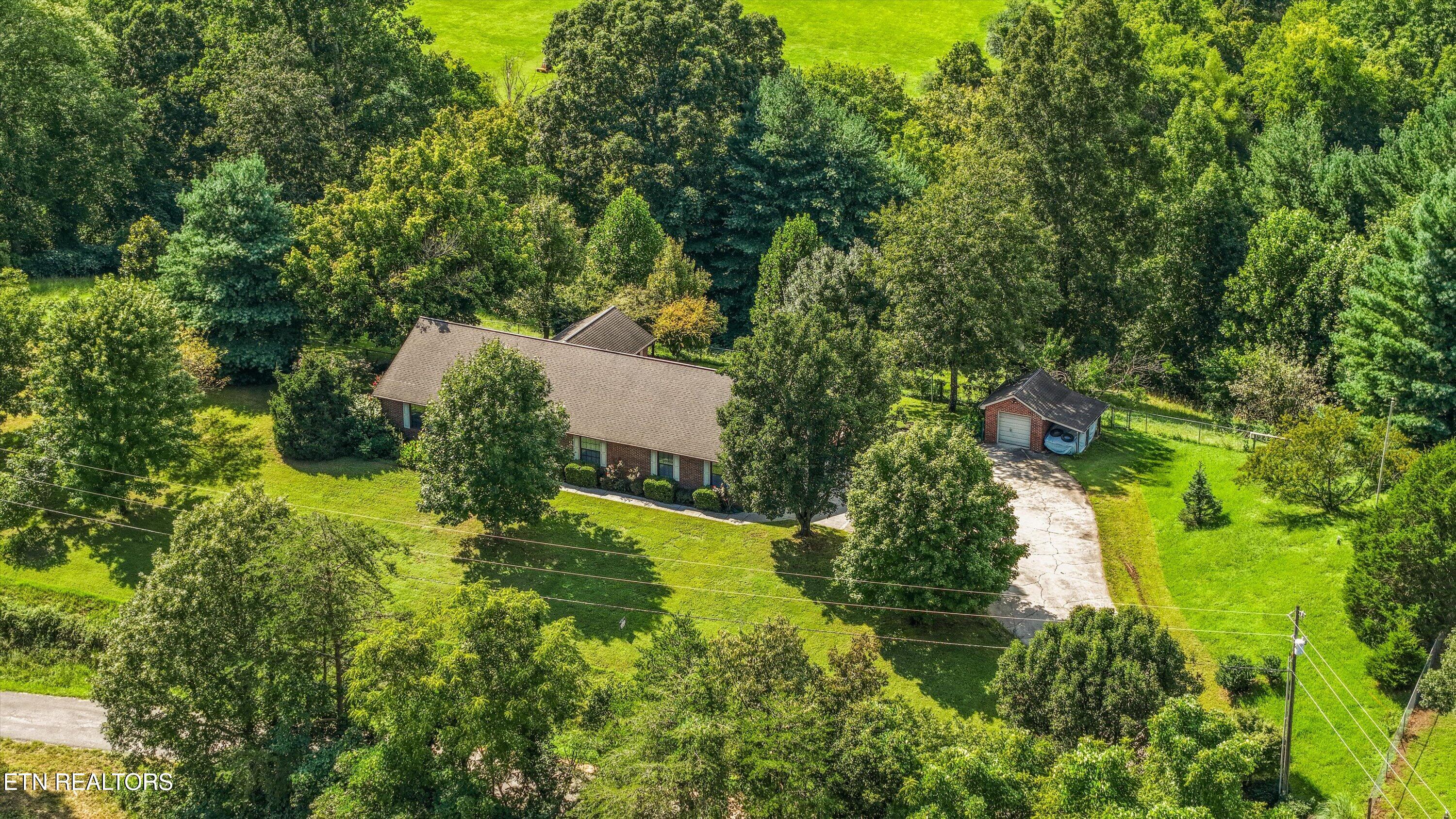 2631 Denton Hayes Road Maryville TN 37803