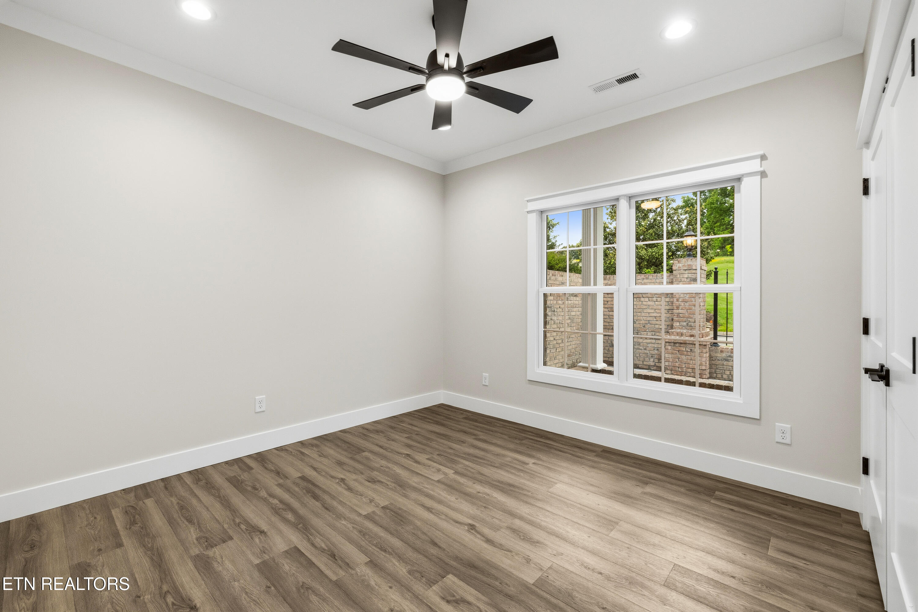 910 Fine Glen Drive Sevierville TN 37862
