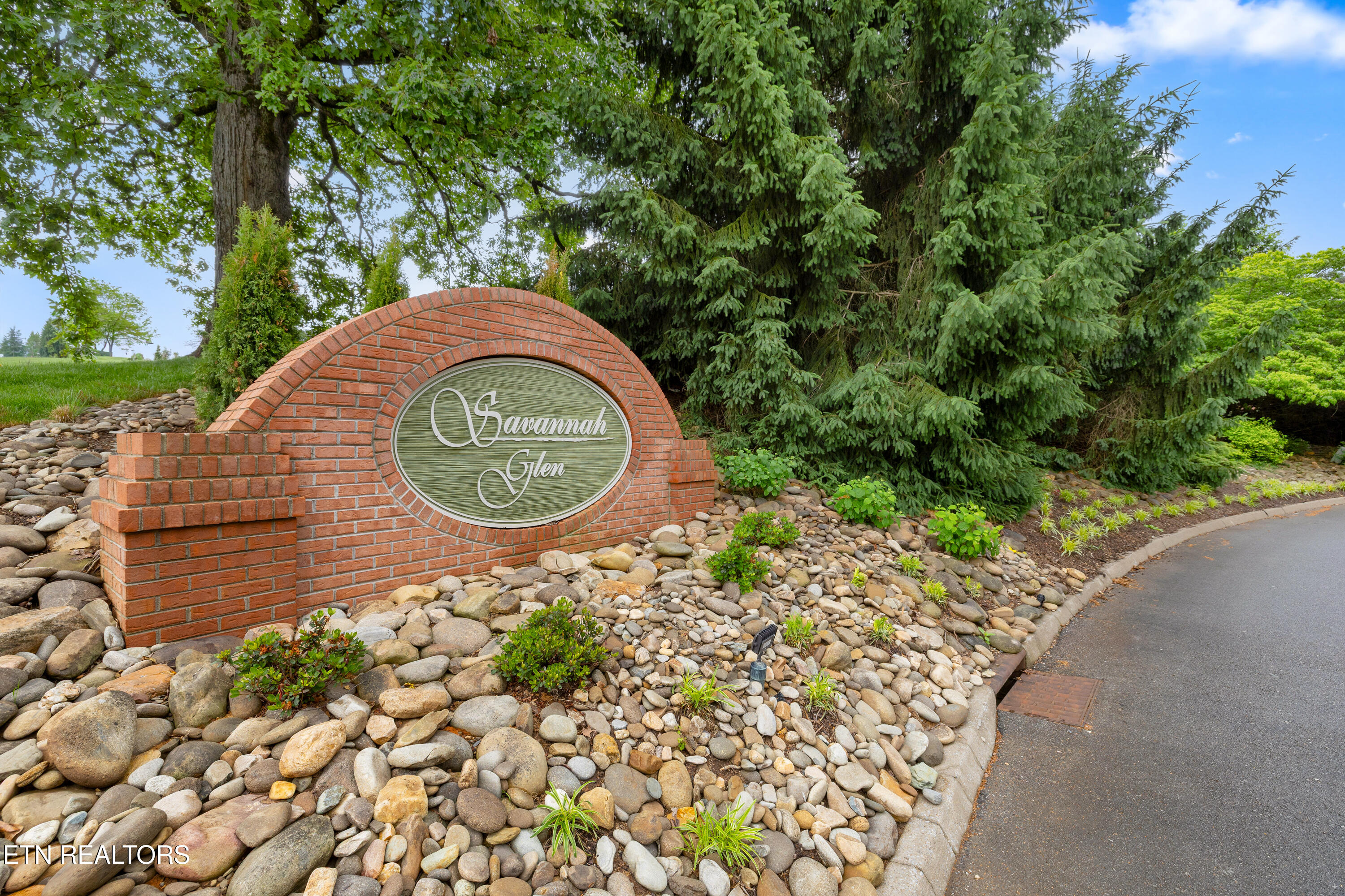 910 Fine Glen Drive Sevierville TN 37862