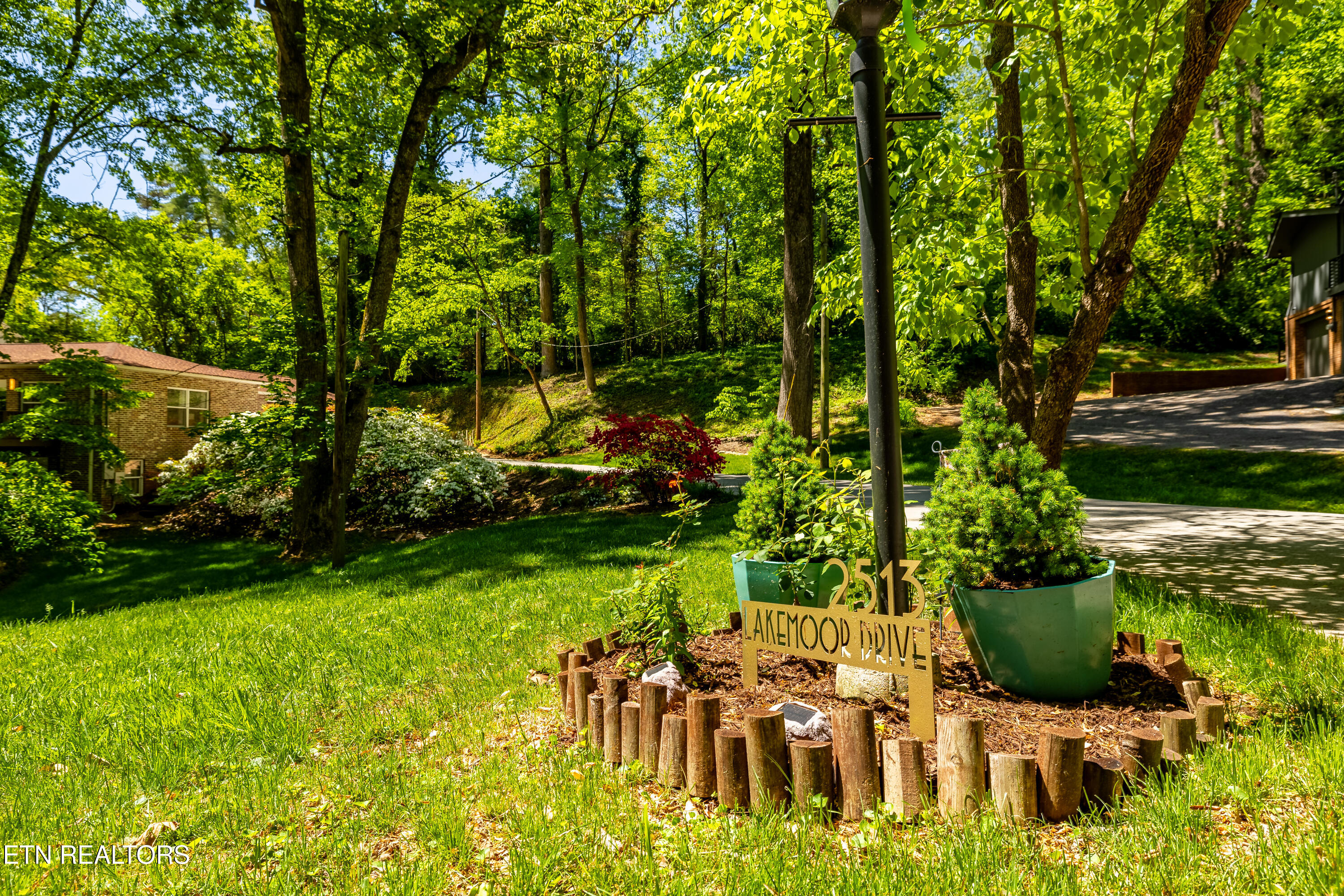 2513 SW Lakemoor Drive Knoxville TN 37920