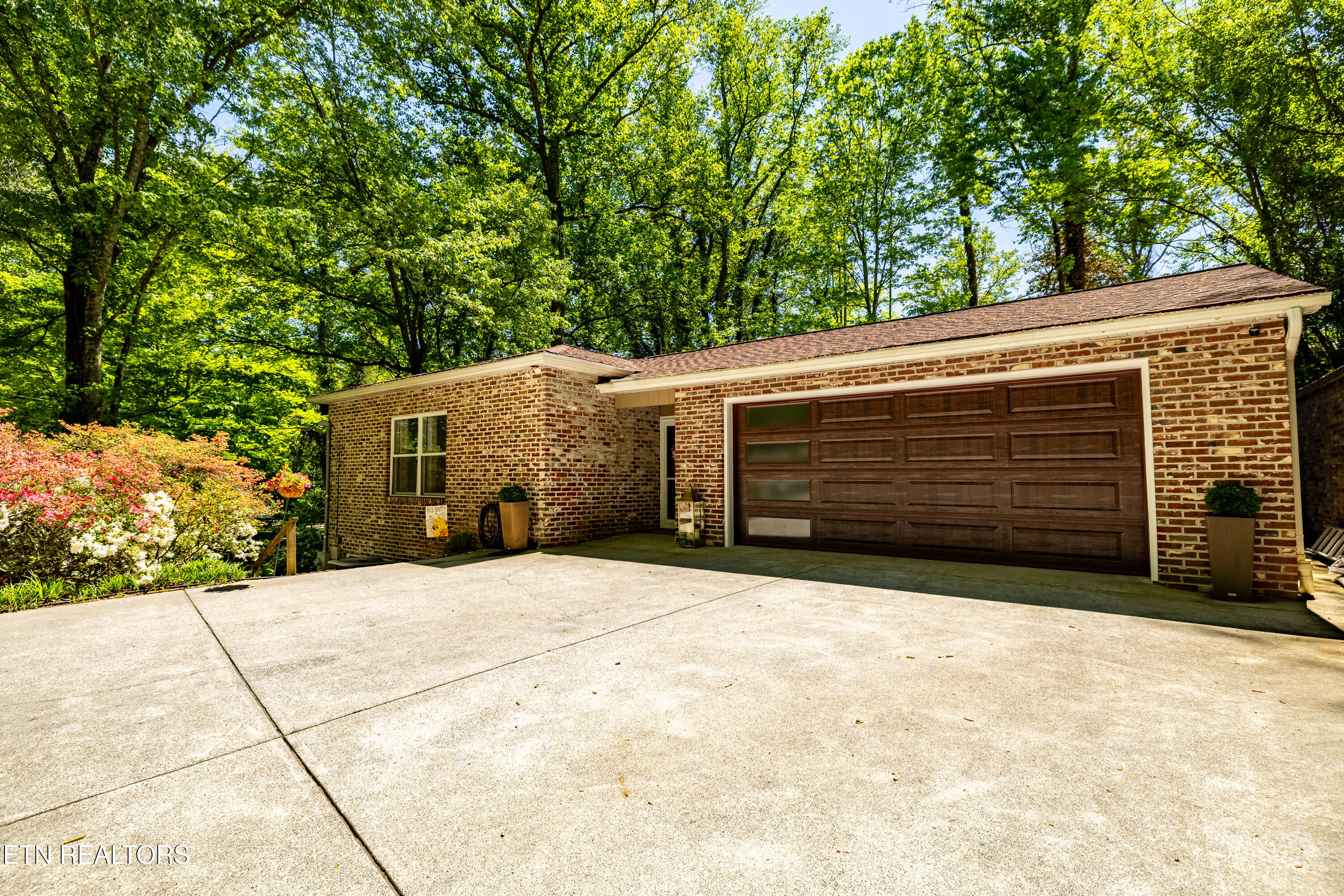 2513 SW Lakemoor Drive Knoxville TN 37920