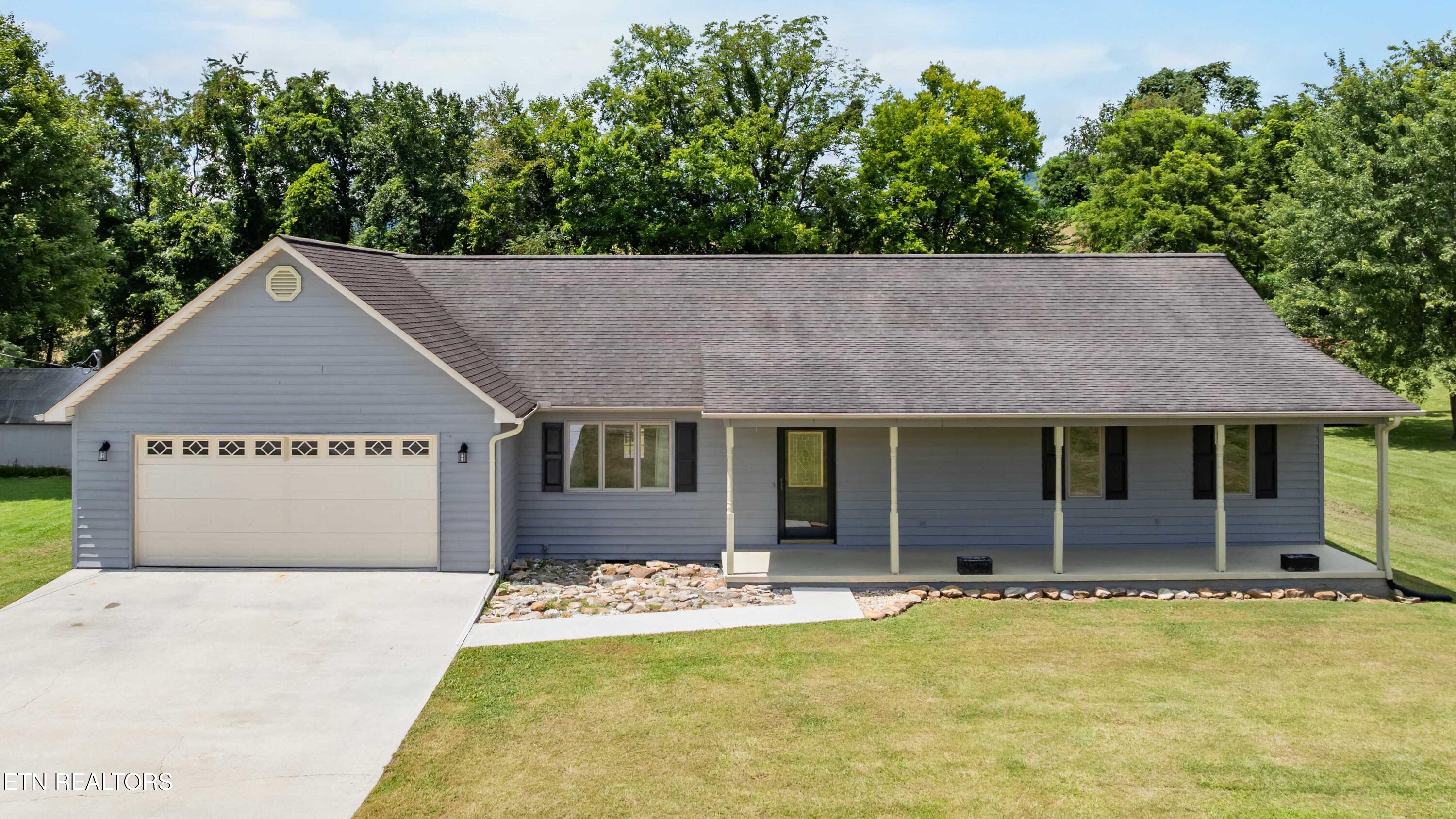 303 Mountain Perkins Lane Jacksboro TN 37757