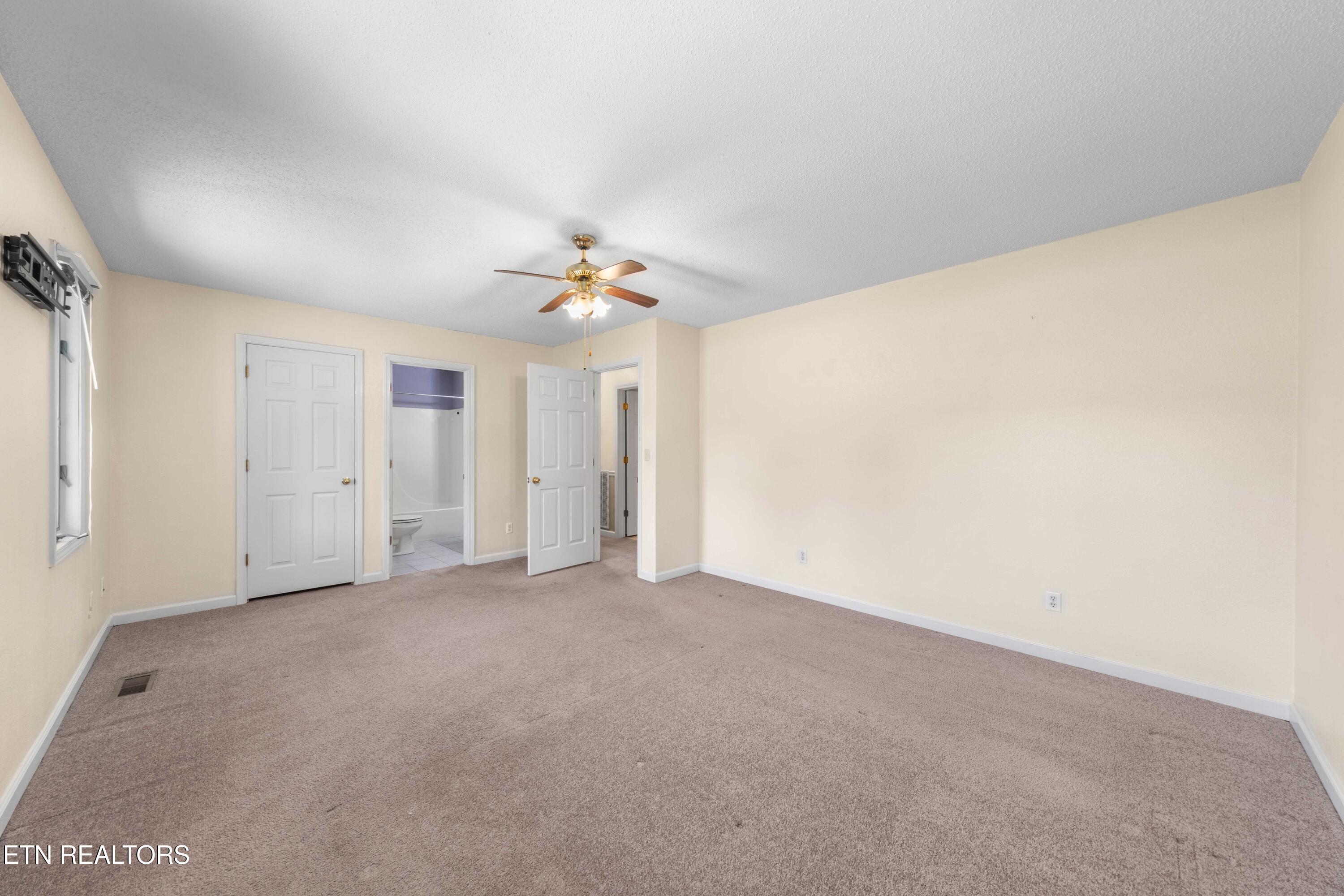 303 Mountain Perkins Lane Jacksboro TN 37757