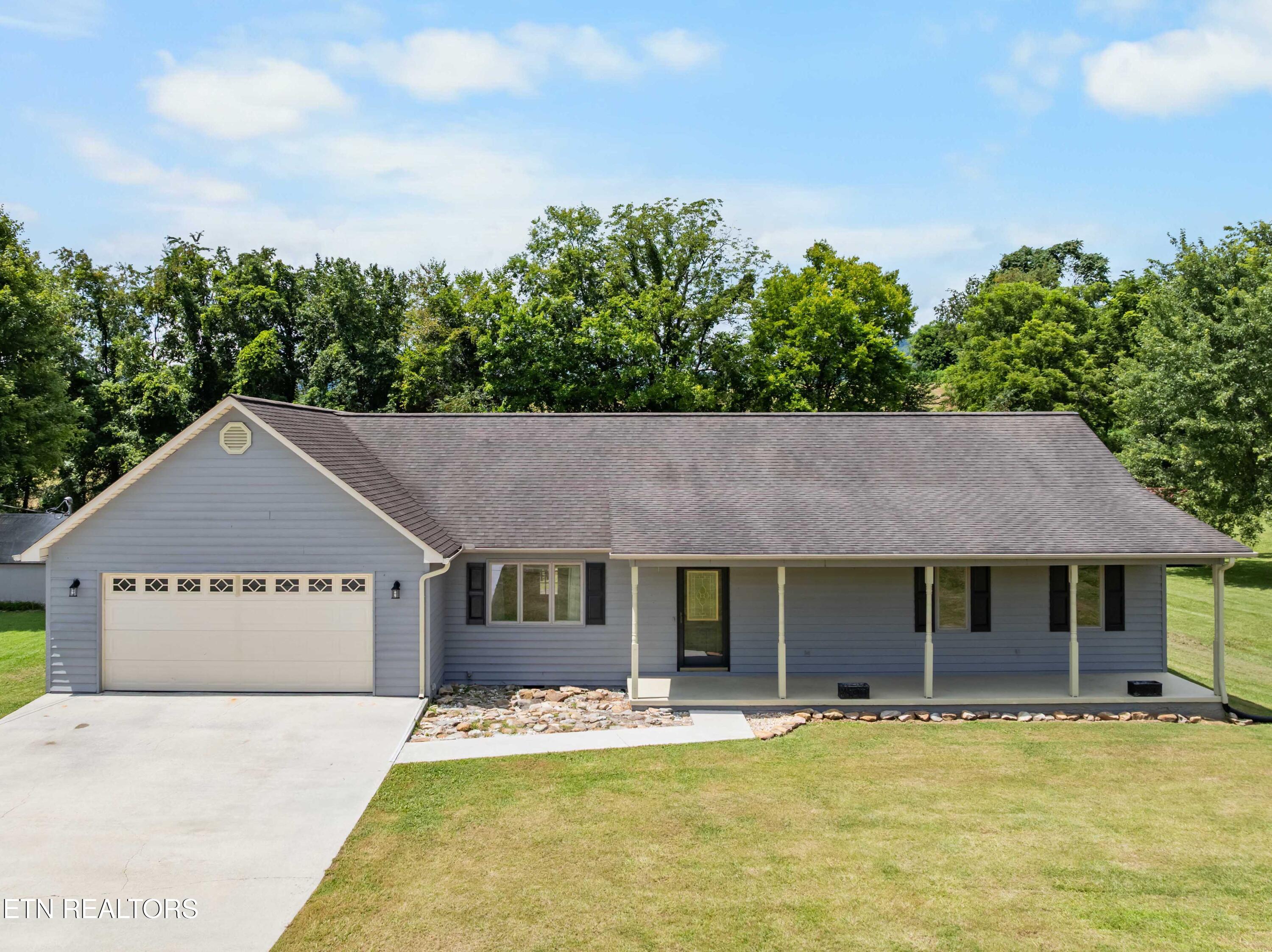 303 Mountain Perkins Lane Jacksboro TN 37757