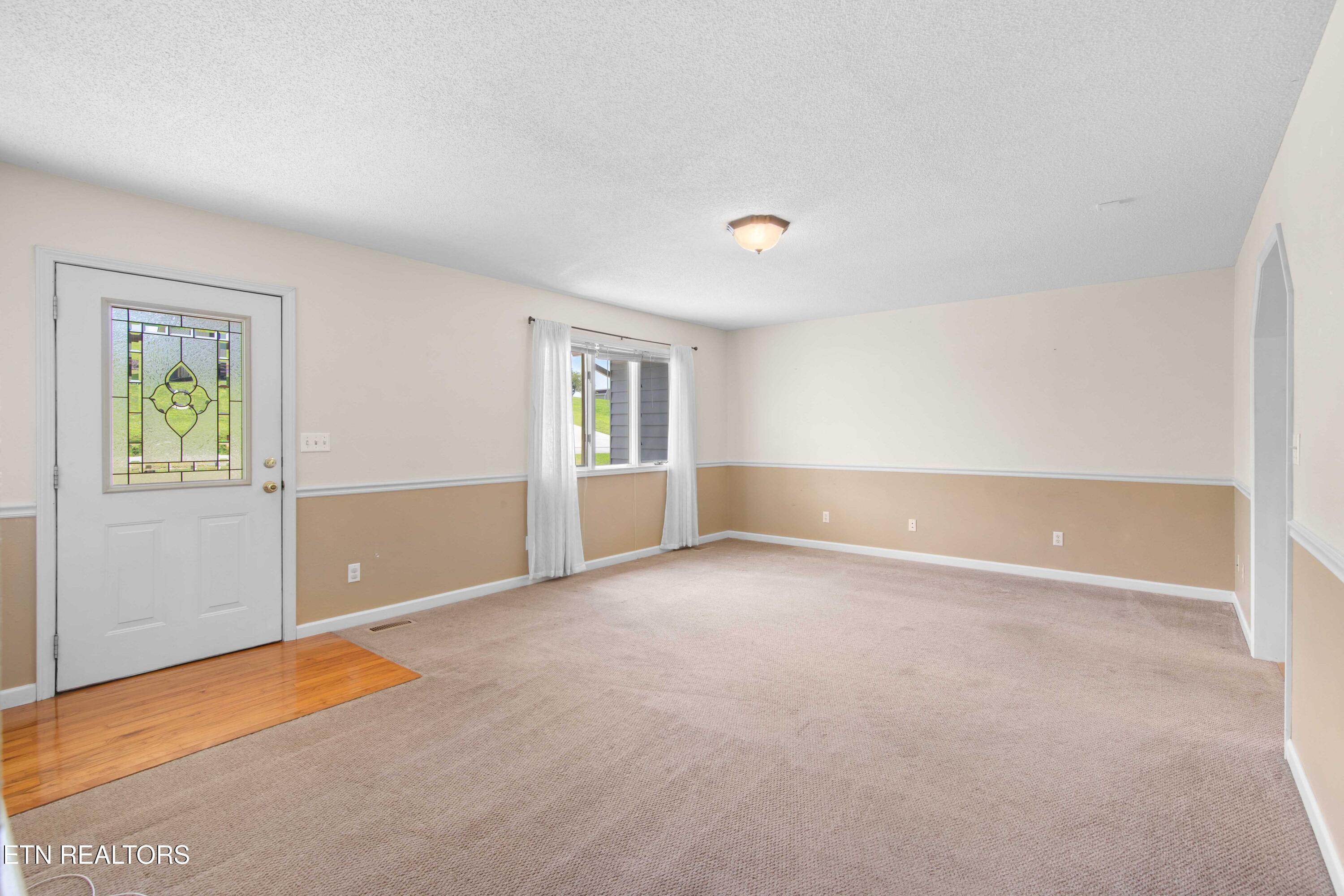 303 Mountain Perkins Lane Jacksboro TN 37757