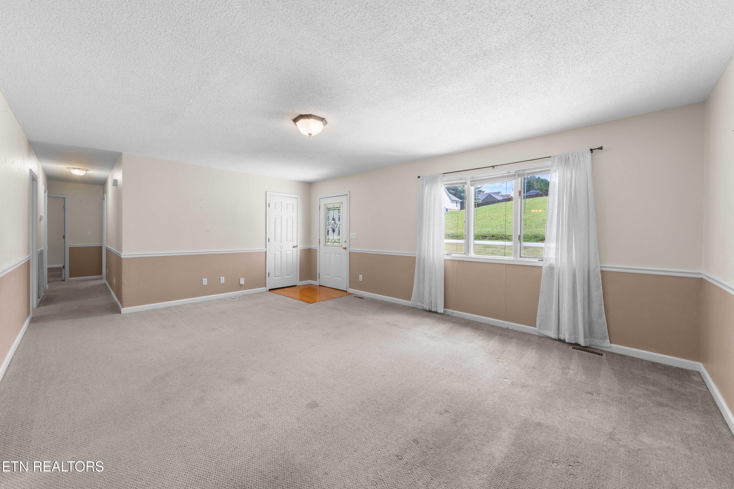 303 Mountain Perkins Lane Jacksboro TN 37757
