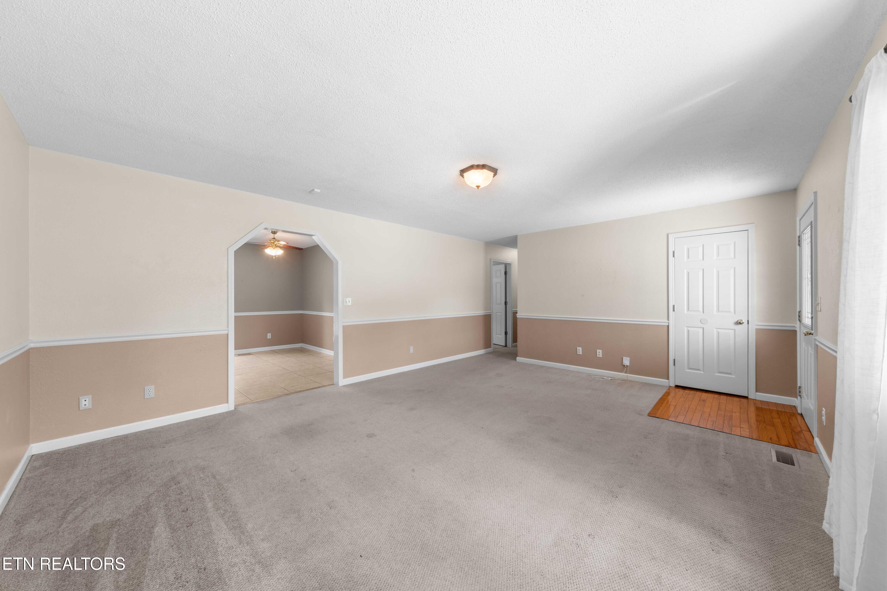 303 Mountain Perkins Lane Jacksboro TN 37757
