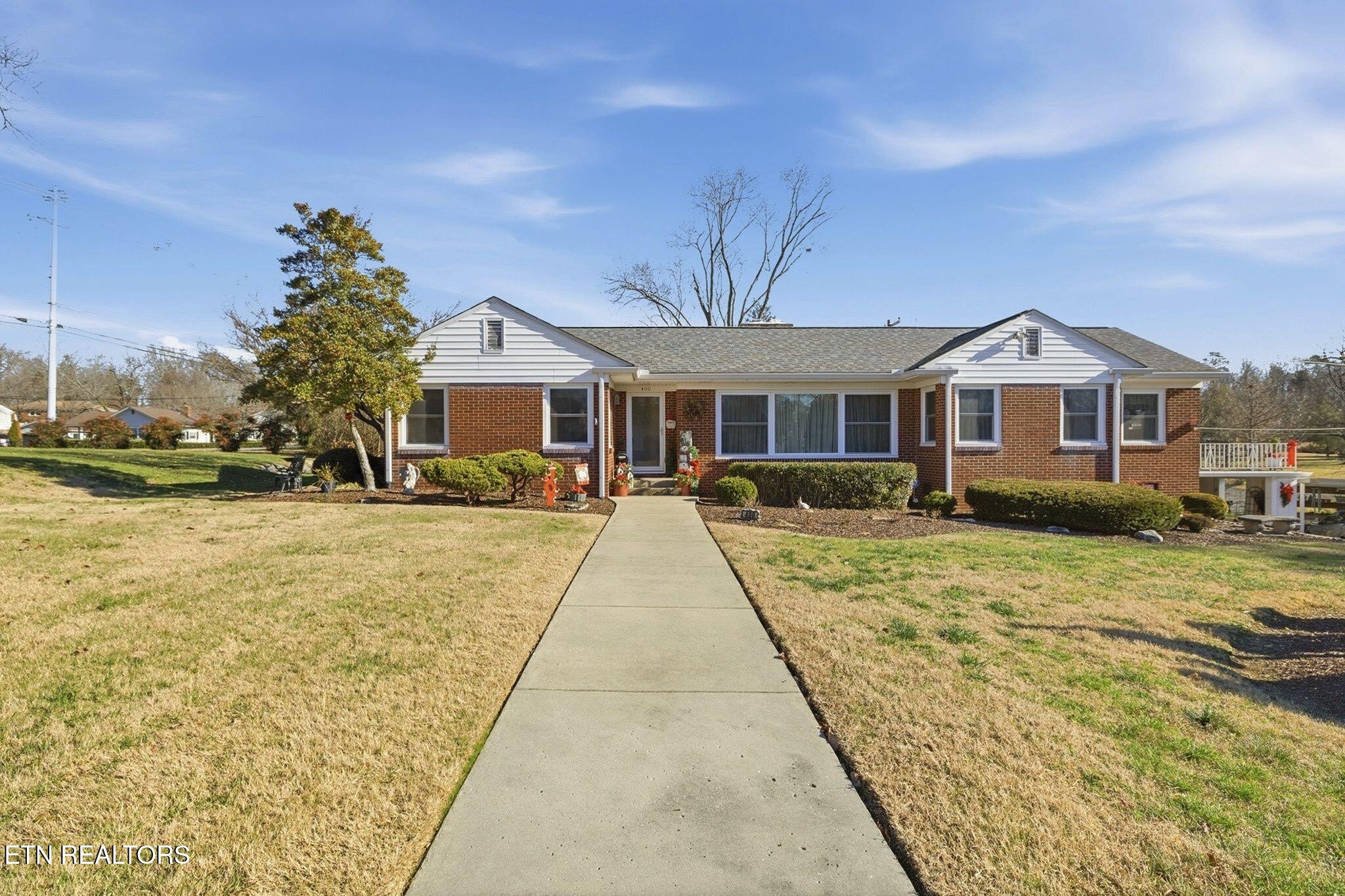 400 Eagle Bend Lane Clinton TN 37716