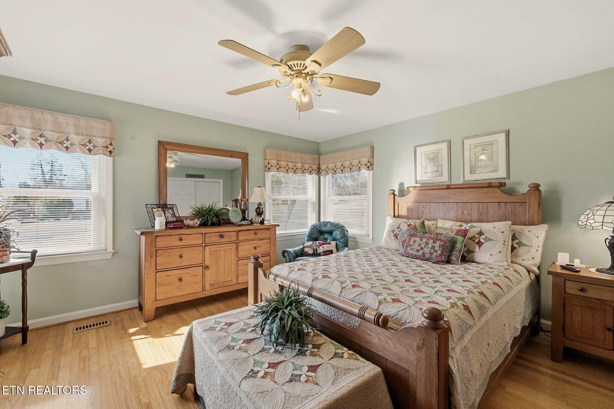 400 Eagle Bend Lane Clinton TN 37716