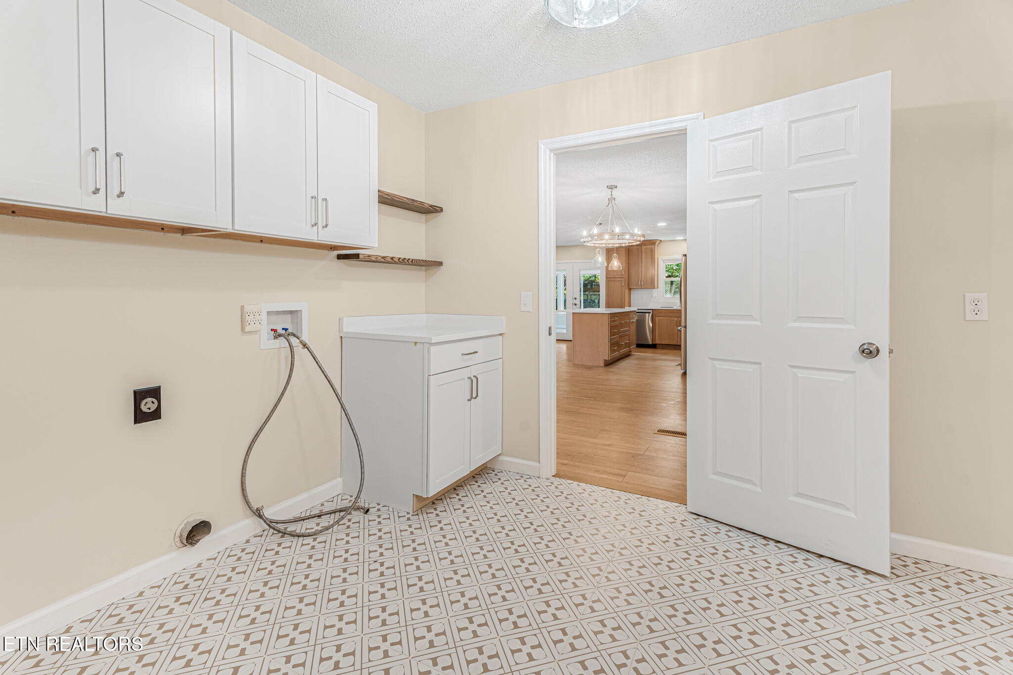 22 Overlook Terrace Crossville TN 38558