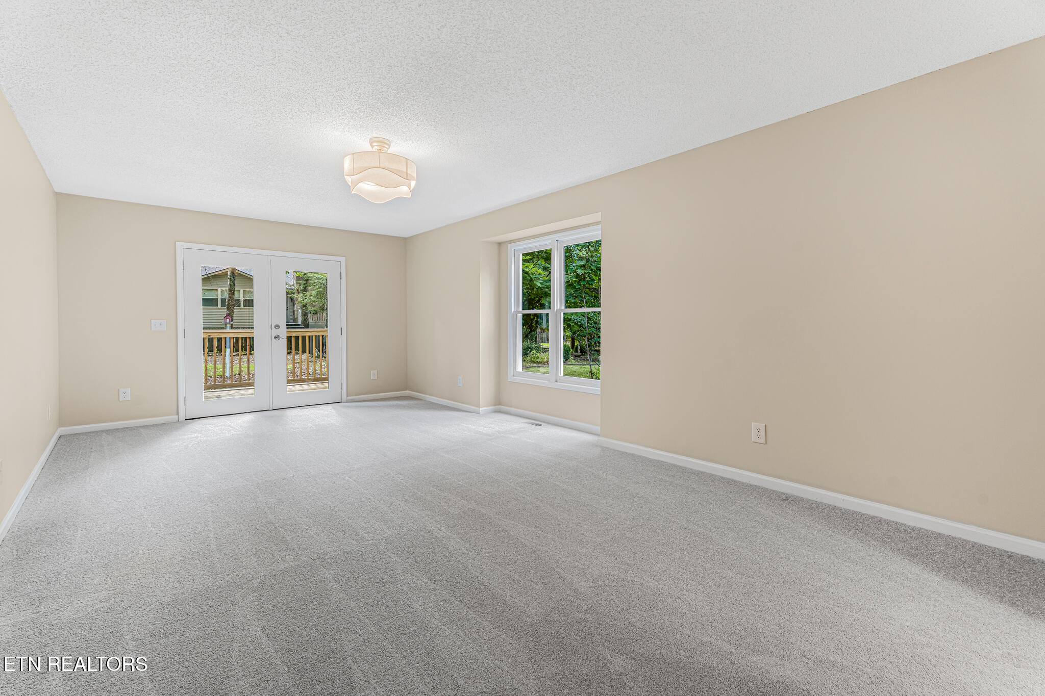 22 Overlook Terrace Crossville TN 38558