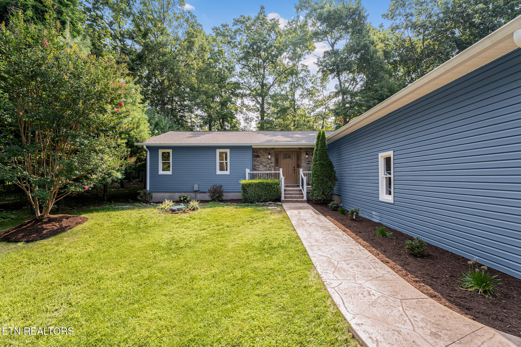 22 Overlook Terrace Crossville TN 38558