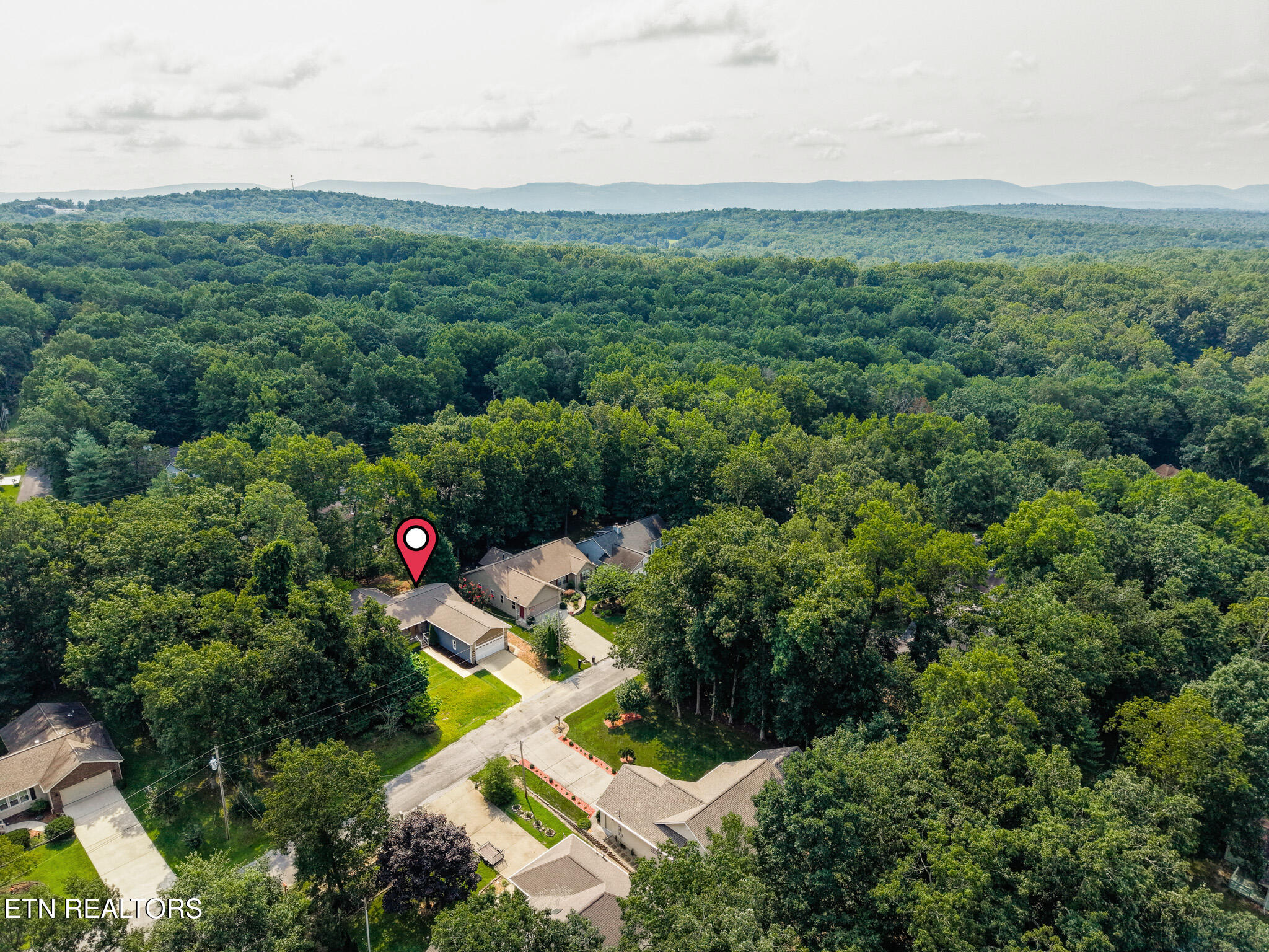 22 Overlook Terrace Crossville TN 38558
