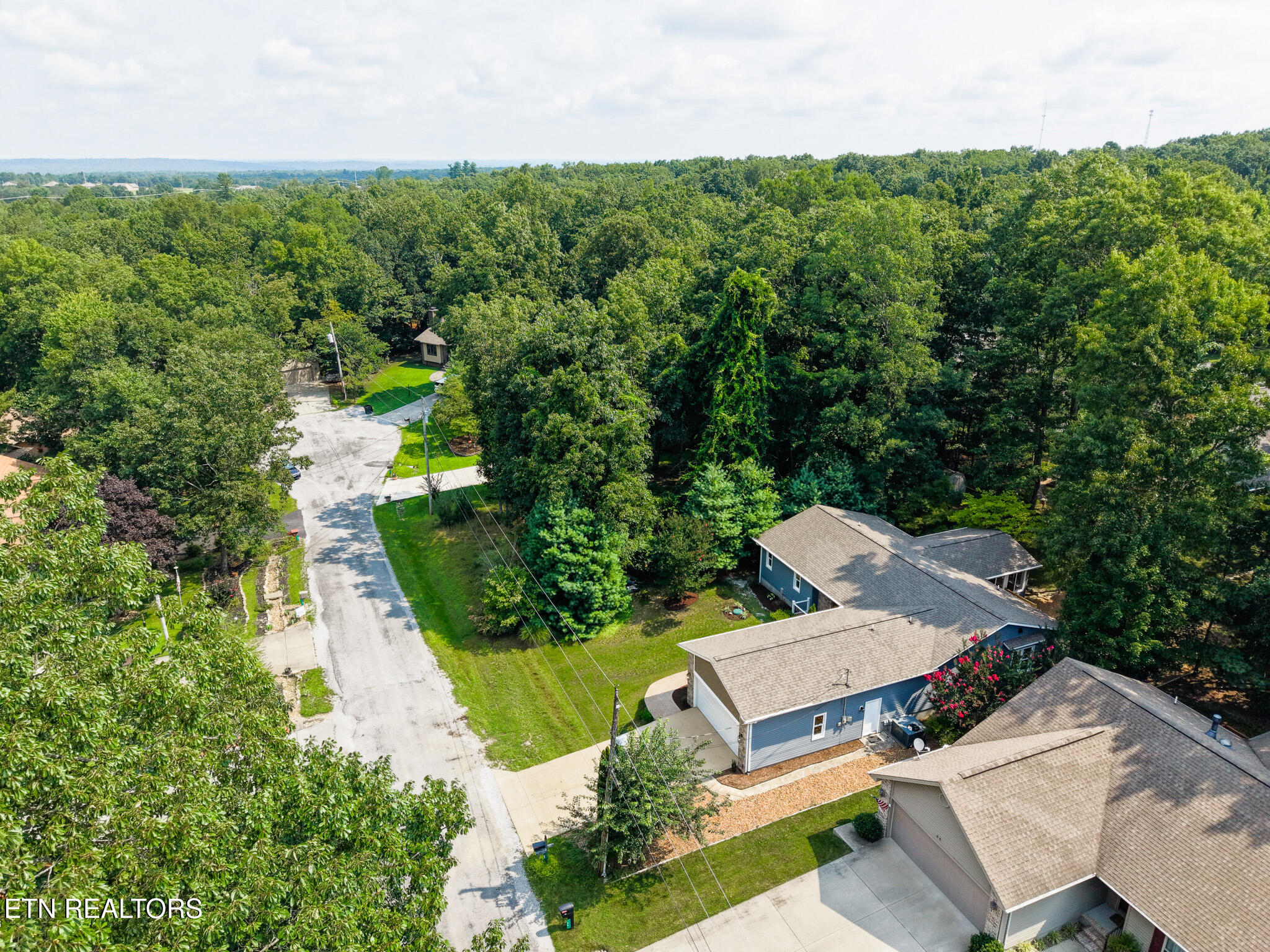 22 Overlook Terrace Crossville TN 38558