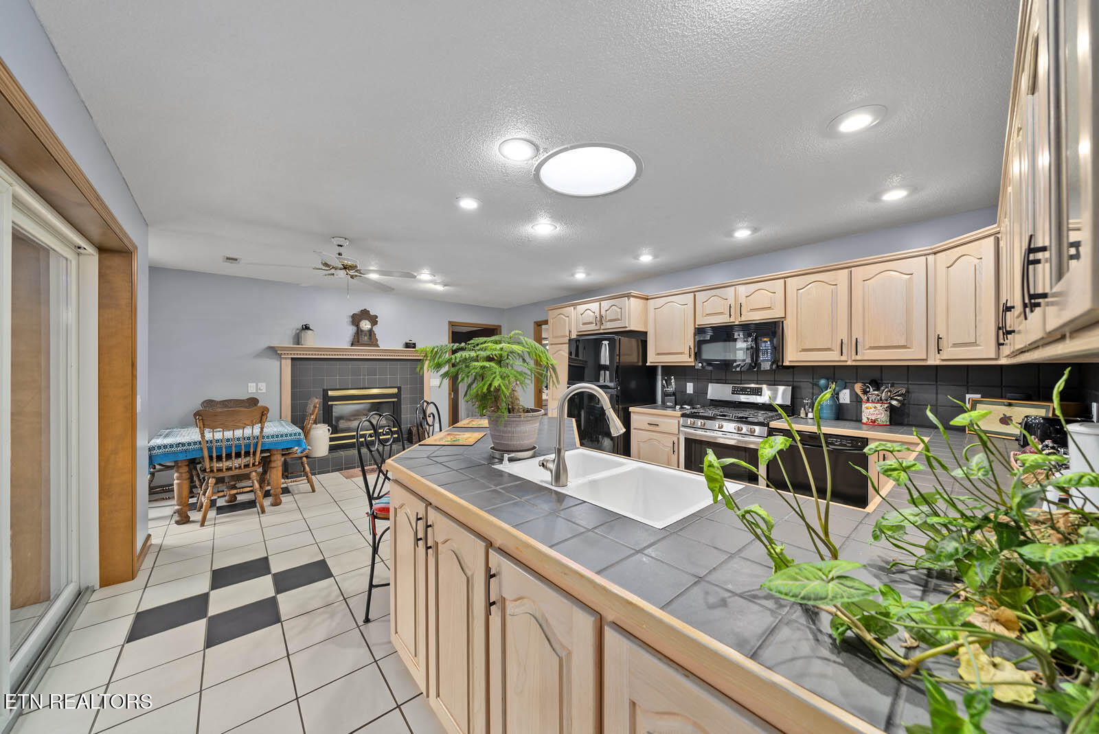 185 Tanglewood Trail Crossville TN 38571