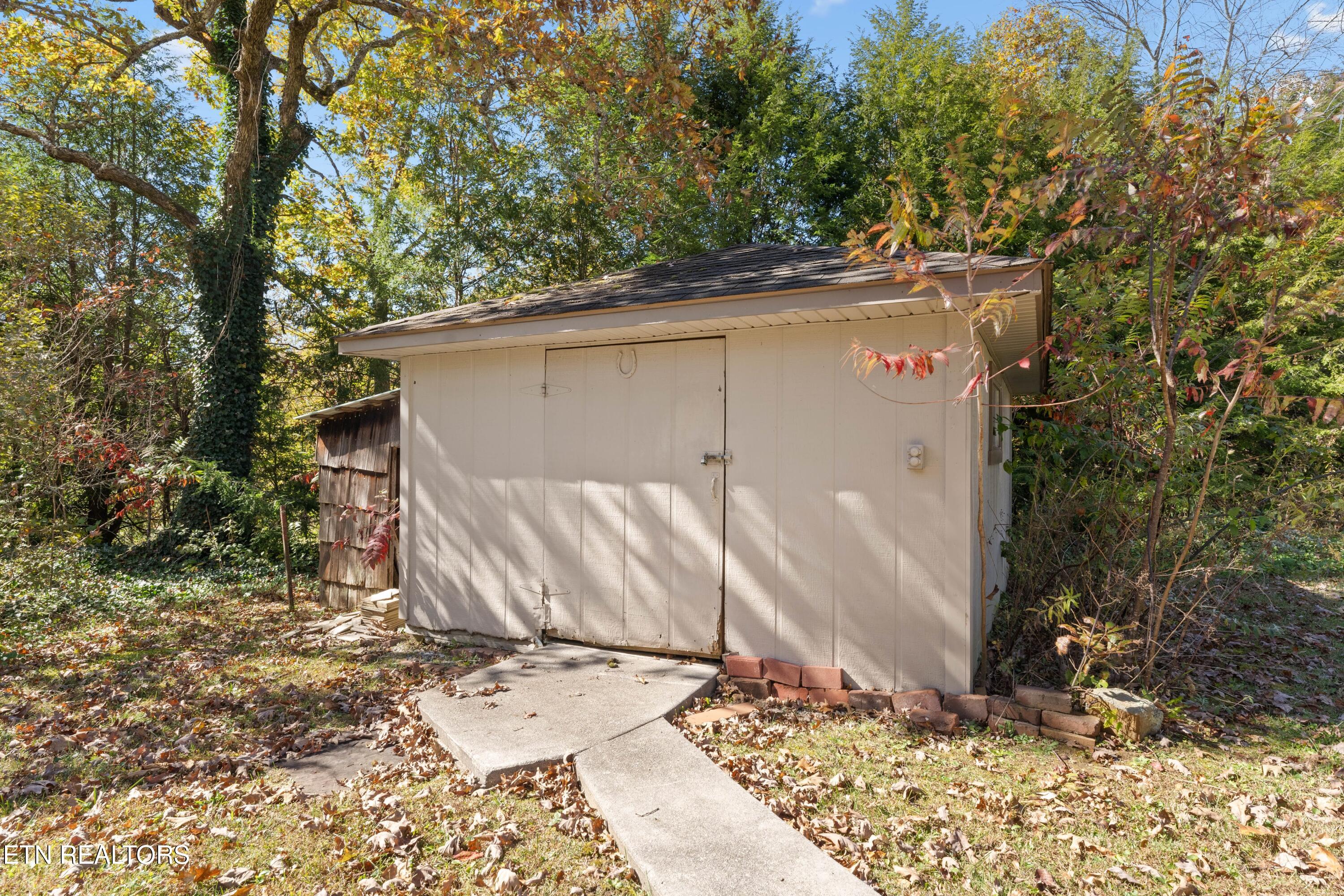 185 Tanglewood Trail Crossville TN 38571
